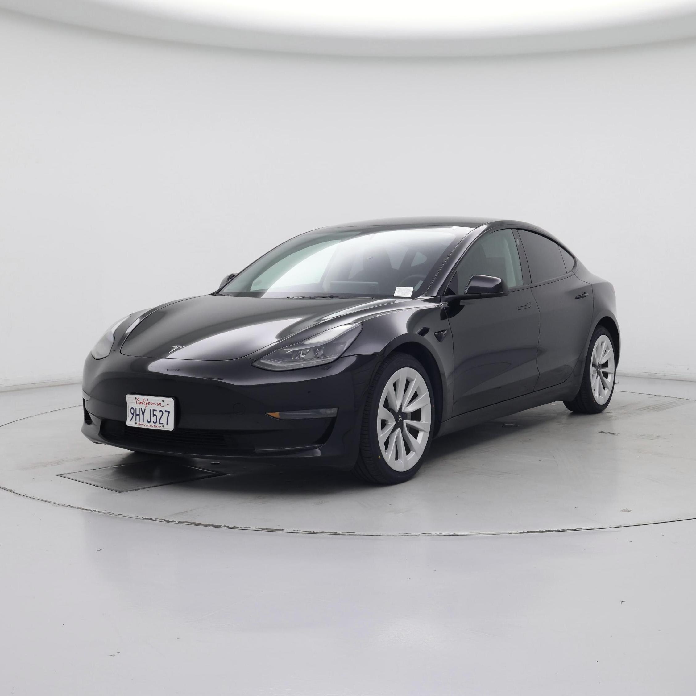Thumbnail: 2023 Tesla Model 3 - 4