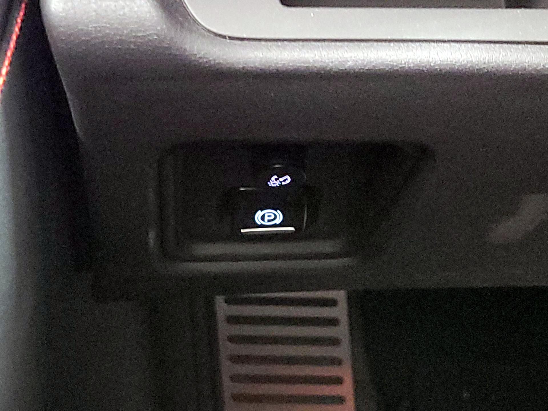 Thumbnail: 2025 Chevrolet Corvette - 13