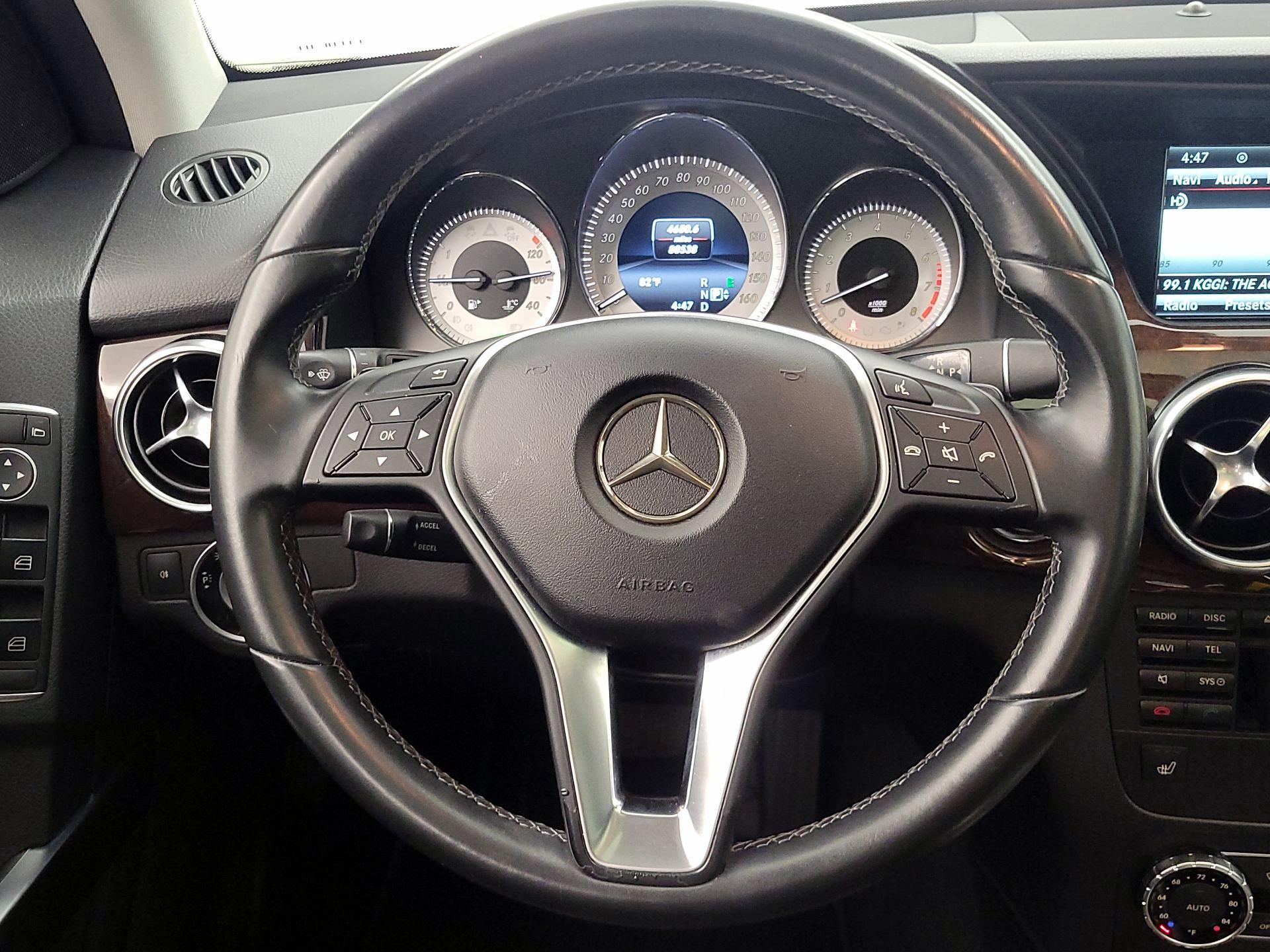 Thumbnail: 2015 Mercedes-Benz GLK - 10