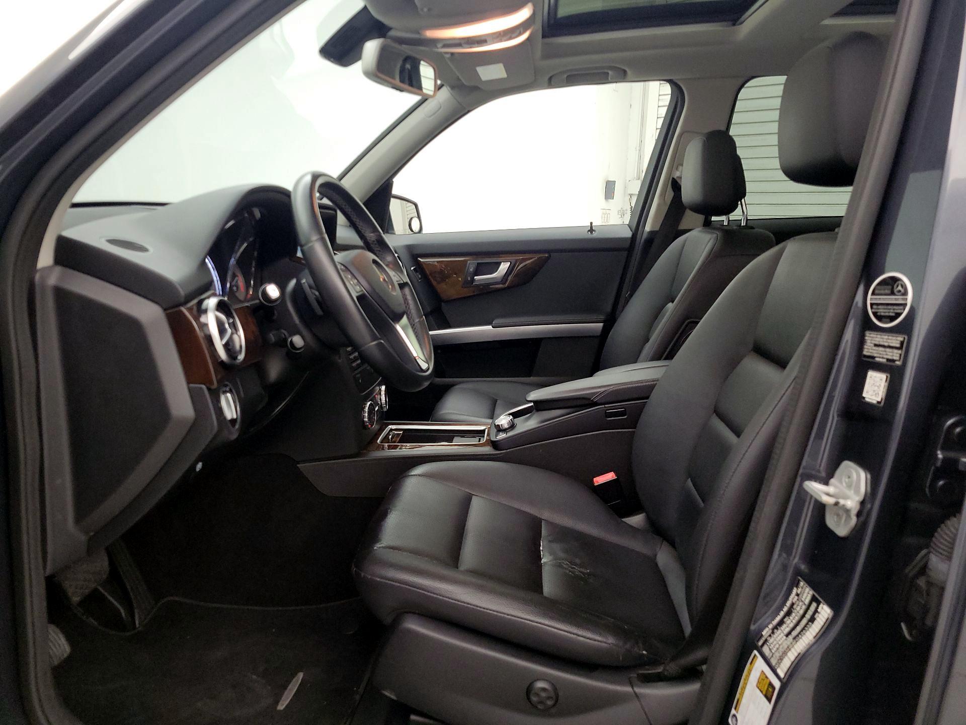 Thumbnail: 2015 Mercedes-Benz GLK - 11