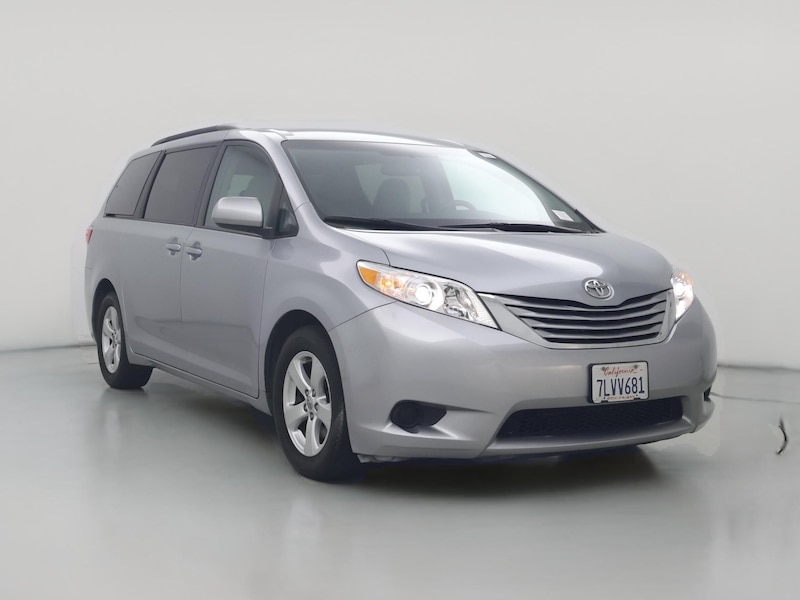 2015 Toyota Sienna LE -
                  Puyallup, WA
