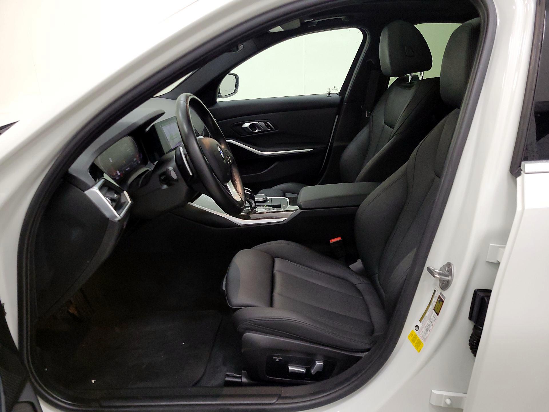 Thumbnail: 2020 BMW 3 Series - 11