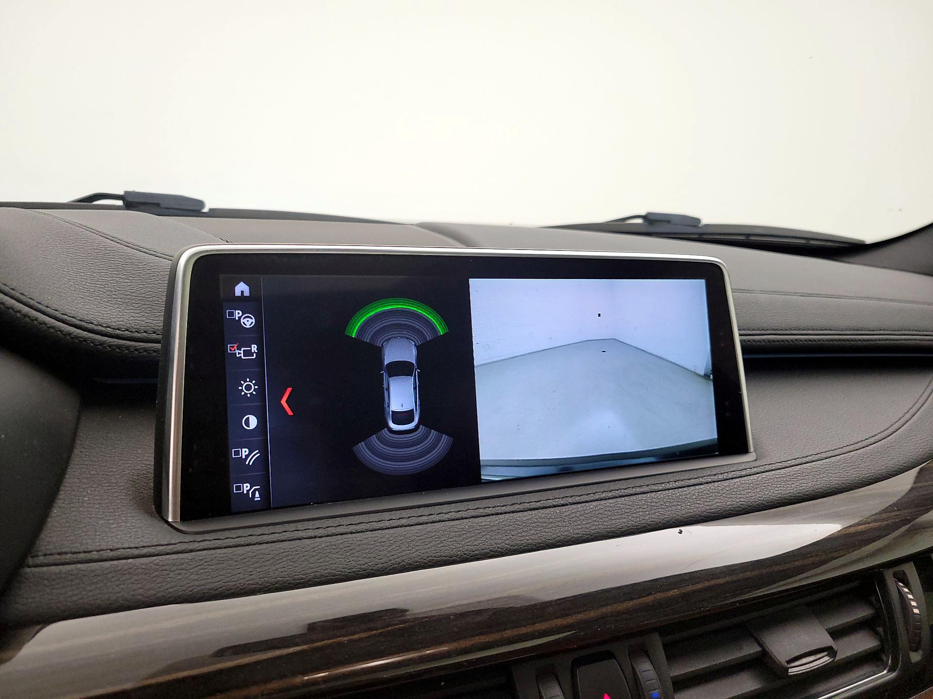 Thumbnail: 2018 BMW X6 - 14