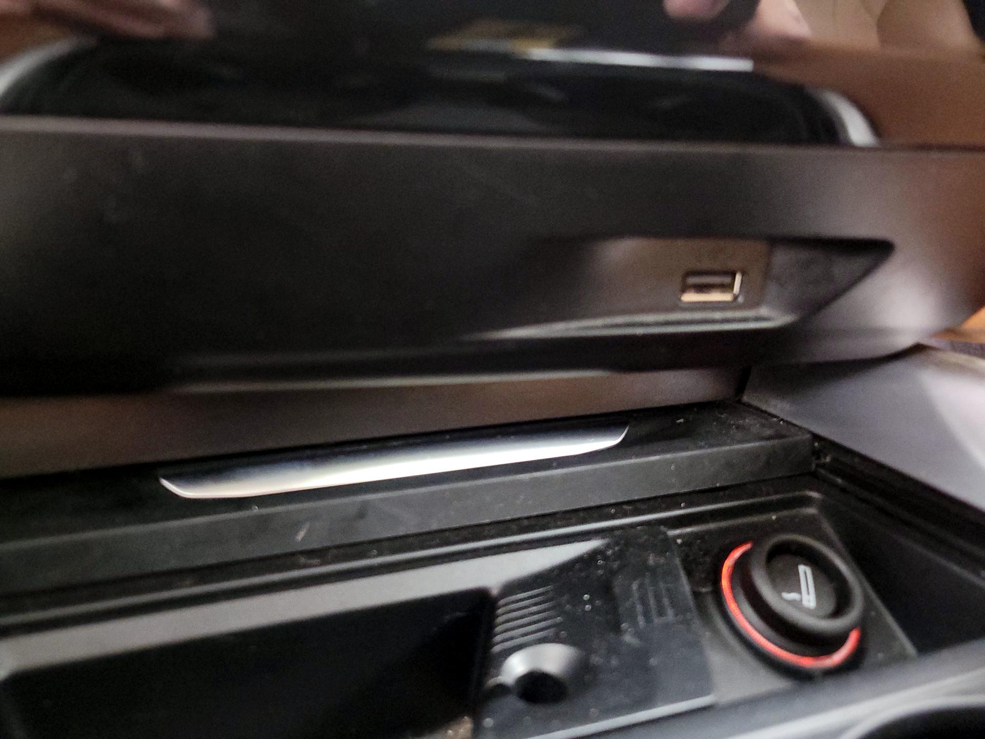 Thumbnail: 2018 BMW X6 - 18