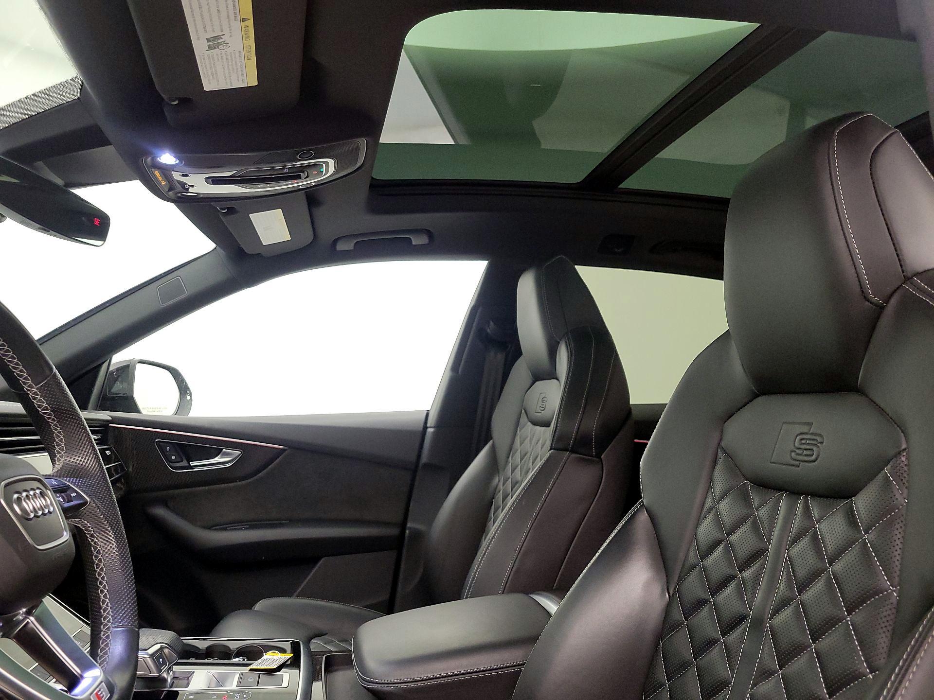 Thumbnail: 2021 Audi SQ8 - 20