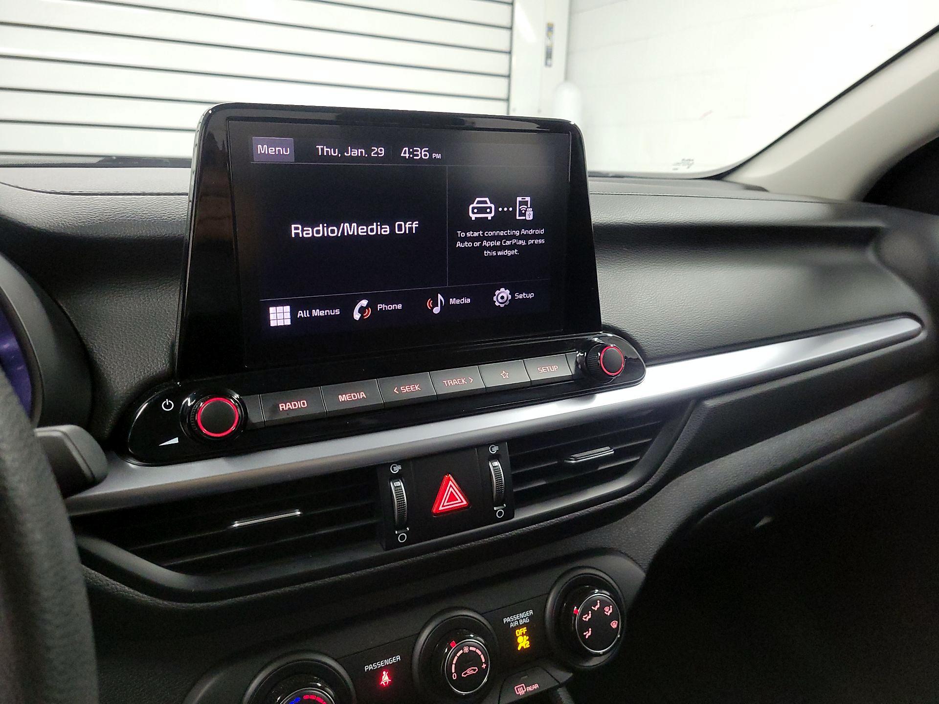 Thumbnail: 2023 Kia Forte - 14