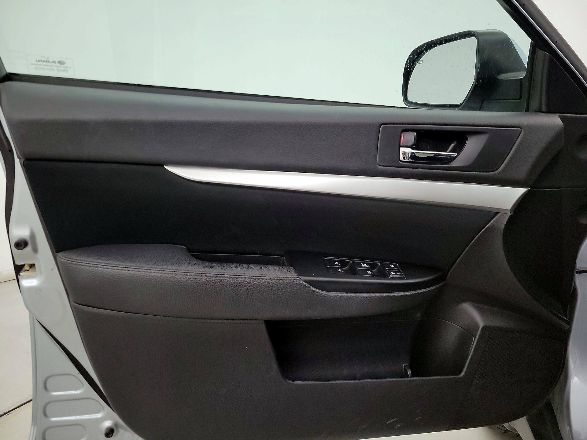 Thumbnail: 2014 Subaru Outback - 12