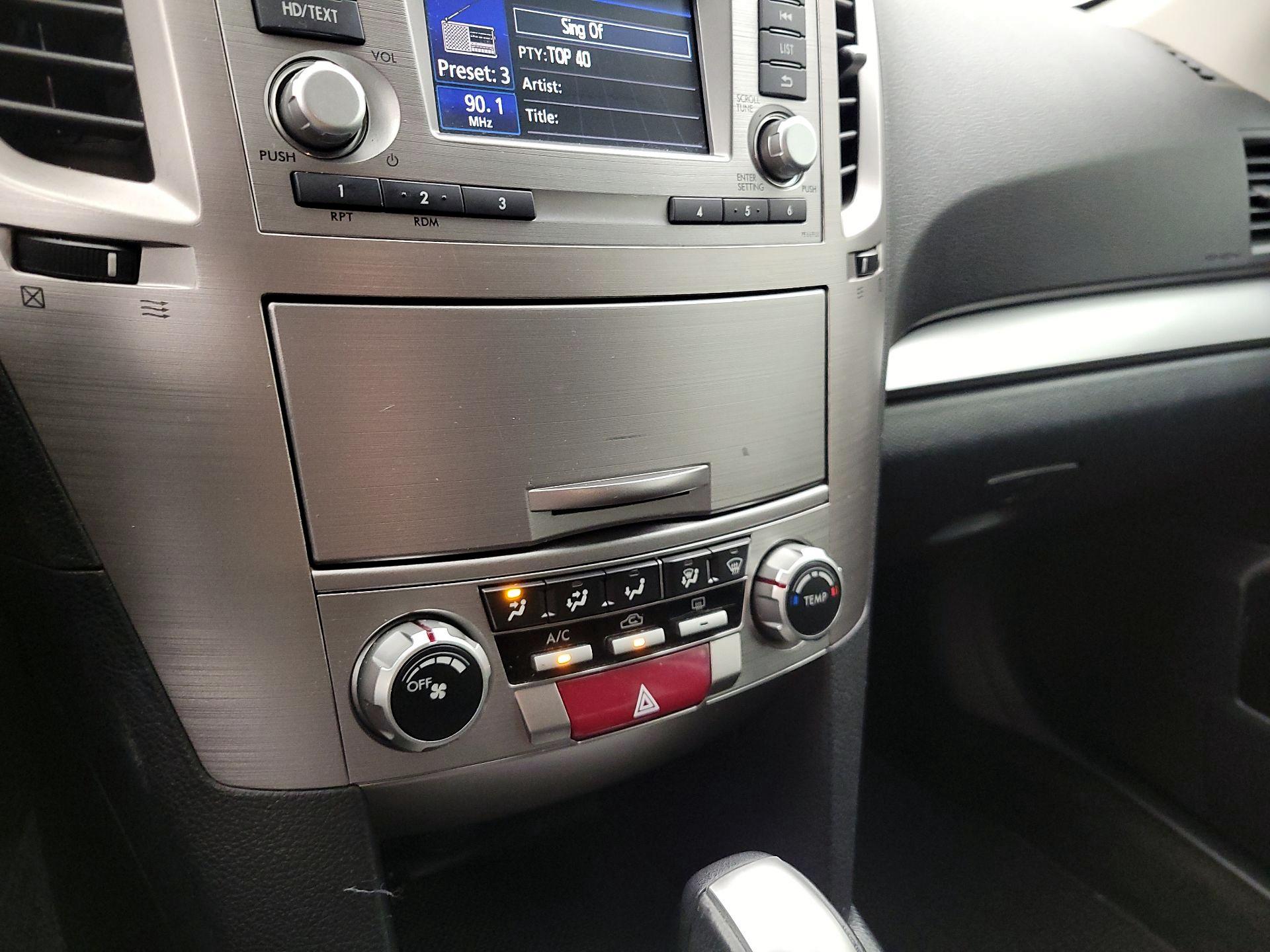 Thumbnail: 2014 Subaru Outback - 16