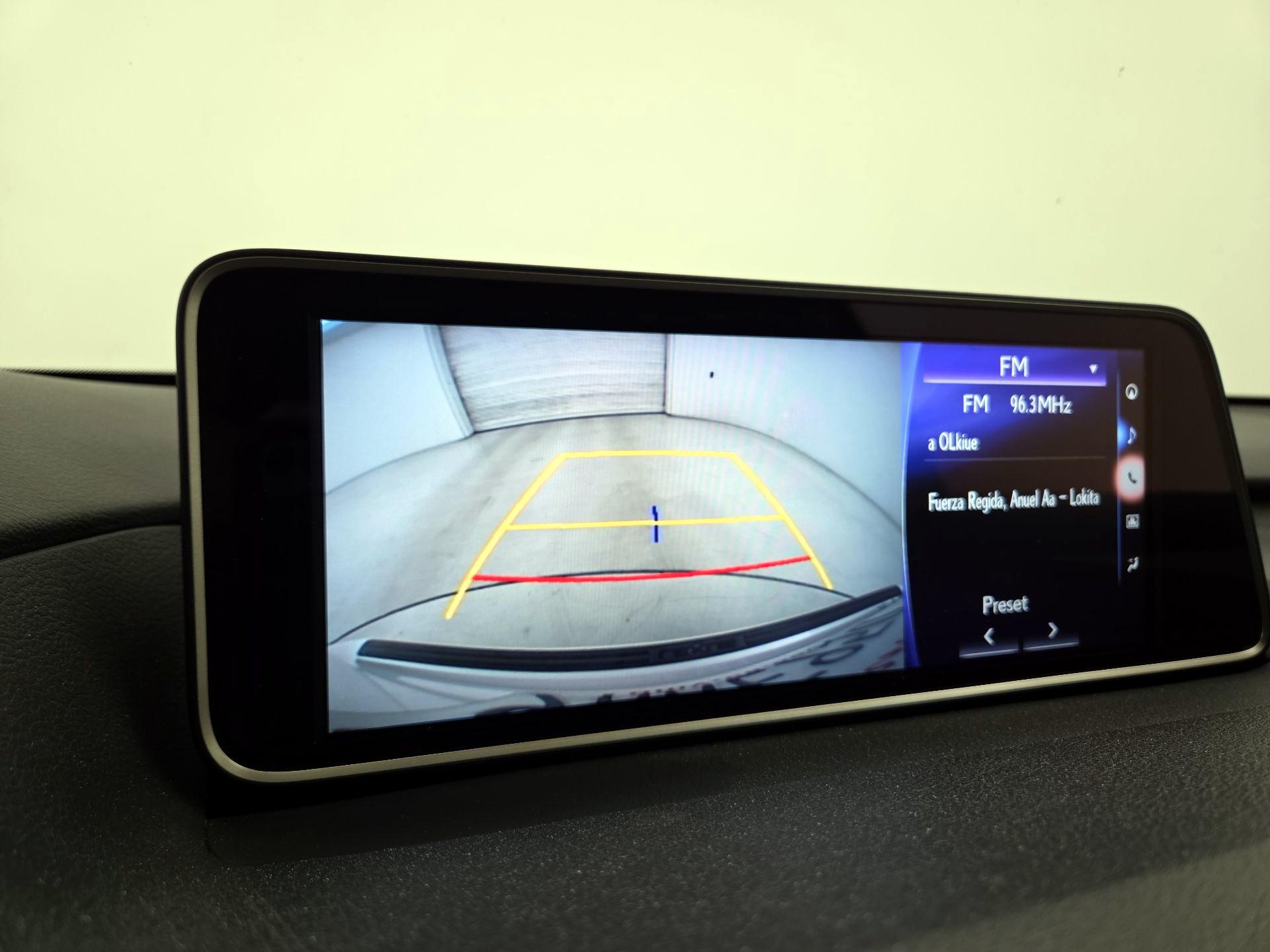 Thumbnail: 2017 Lexus RX - 15