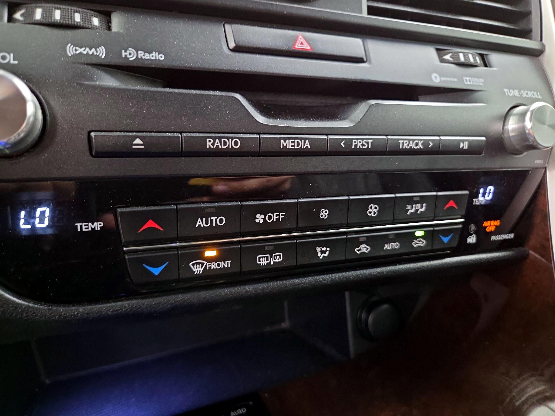 Thumbnail: 2017 Lexus RX - 17