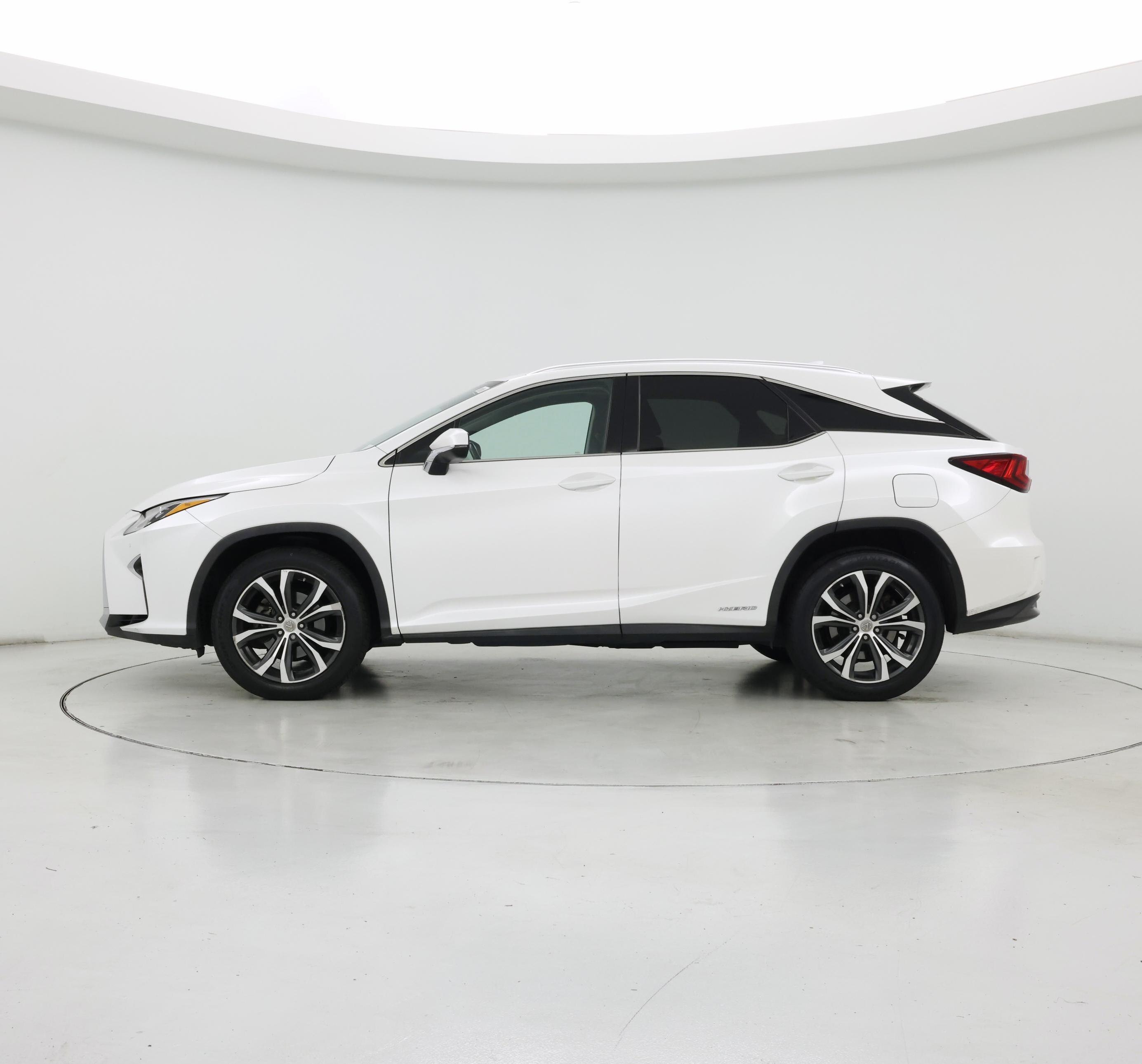 Thumbnail: 2017 Lexus RX - 3