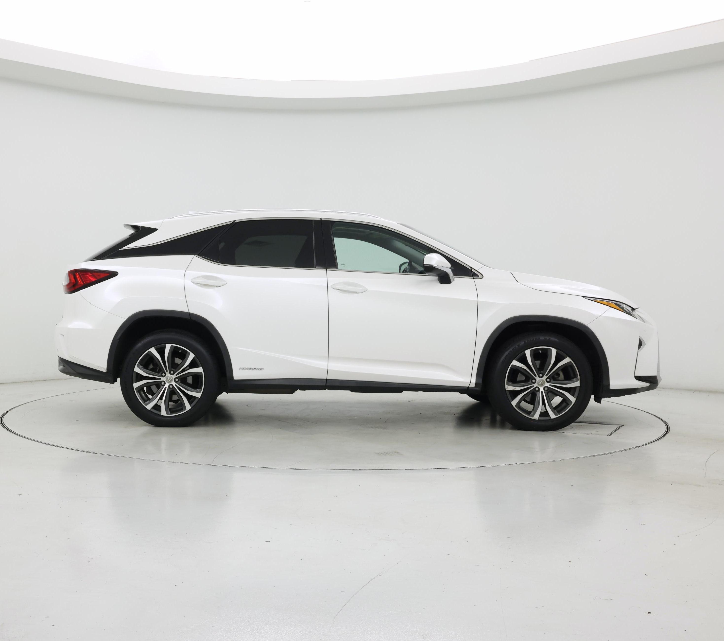 Thumbnail: 2017 Lexus RX - 7