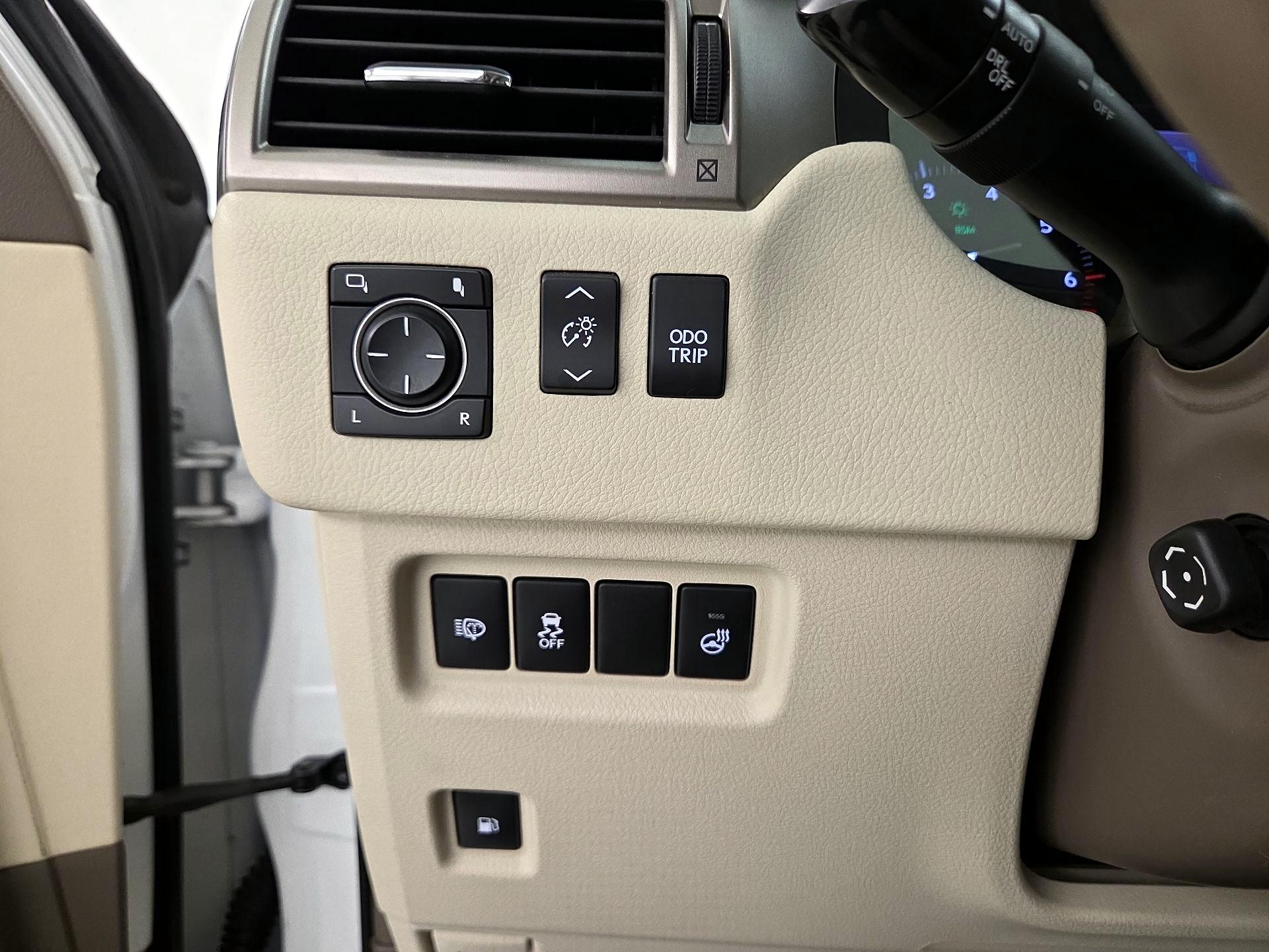 Thumbnail: 2014 Lexus GX - 13