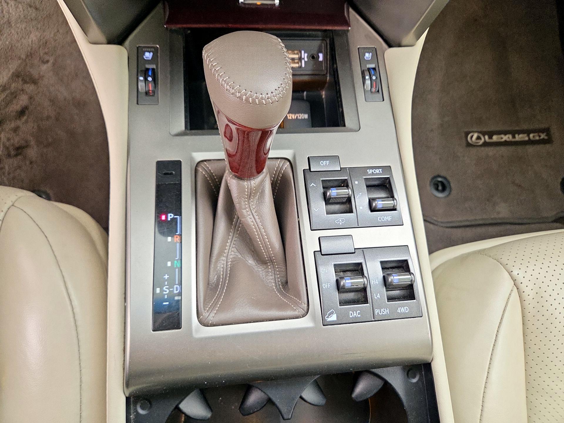 Thumbnail: 2014 Lexus GX - 18