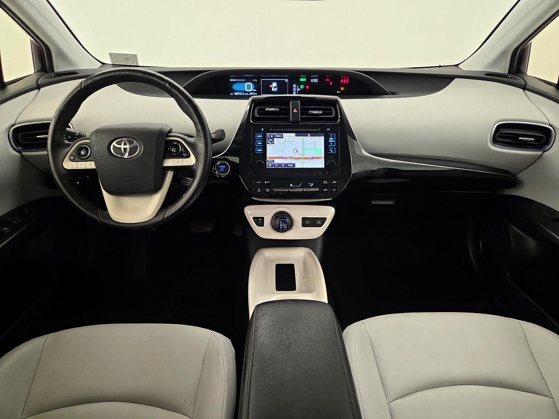 Thumbnail: 2017 Toyota Prius - 9