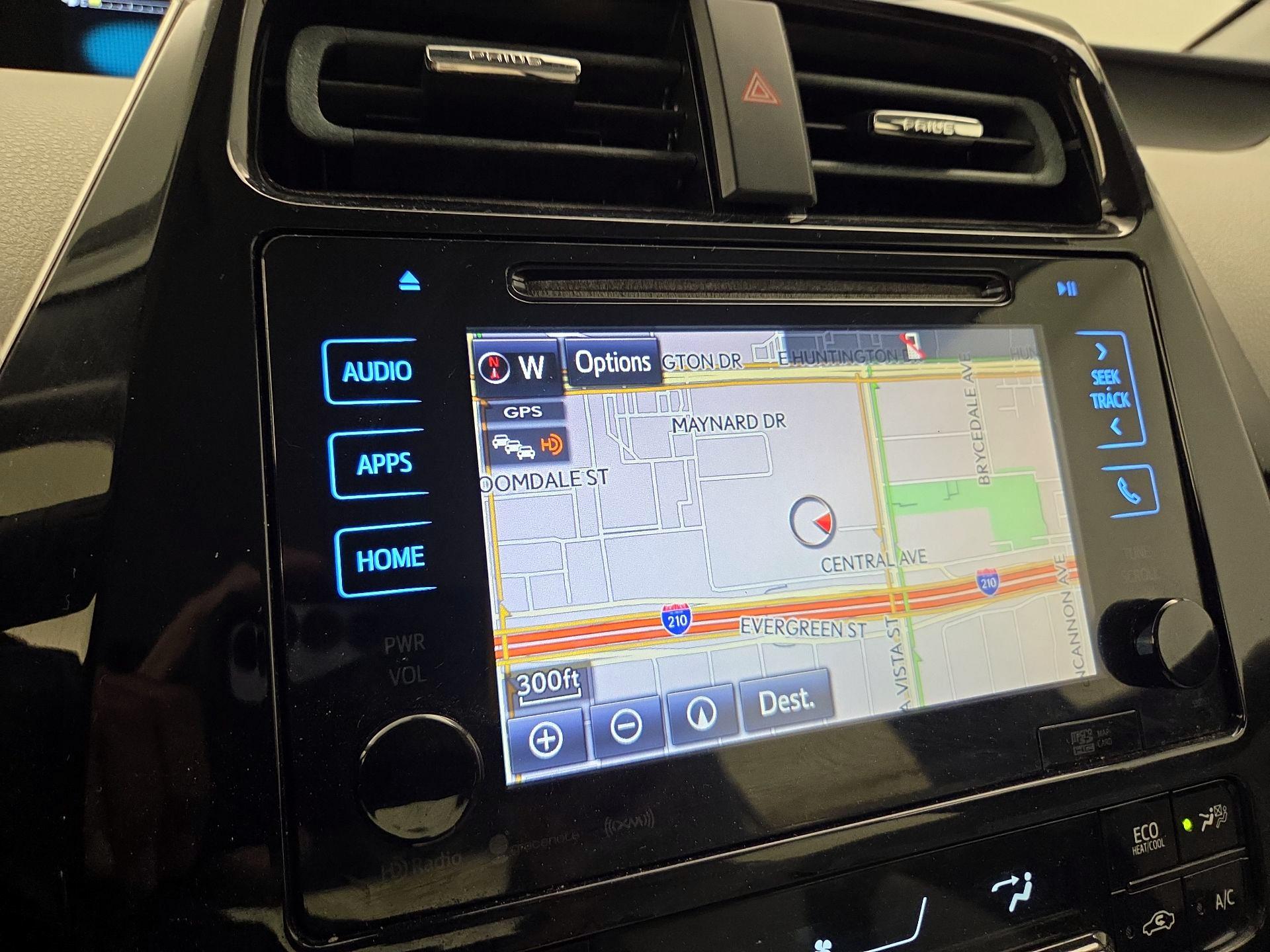 Thumbnail: 2017 Toyota Prius - 14