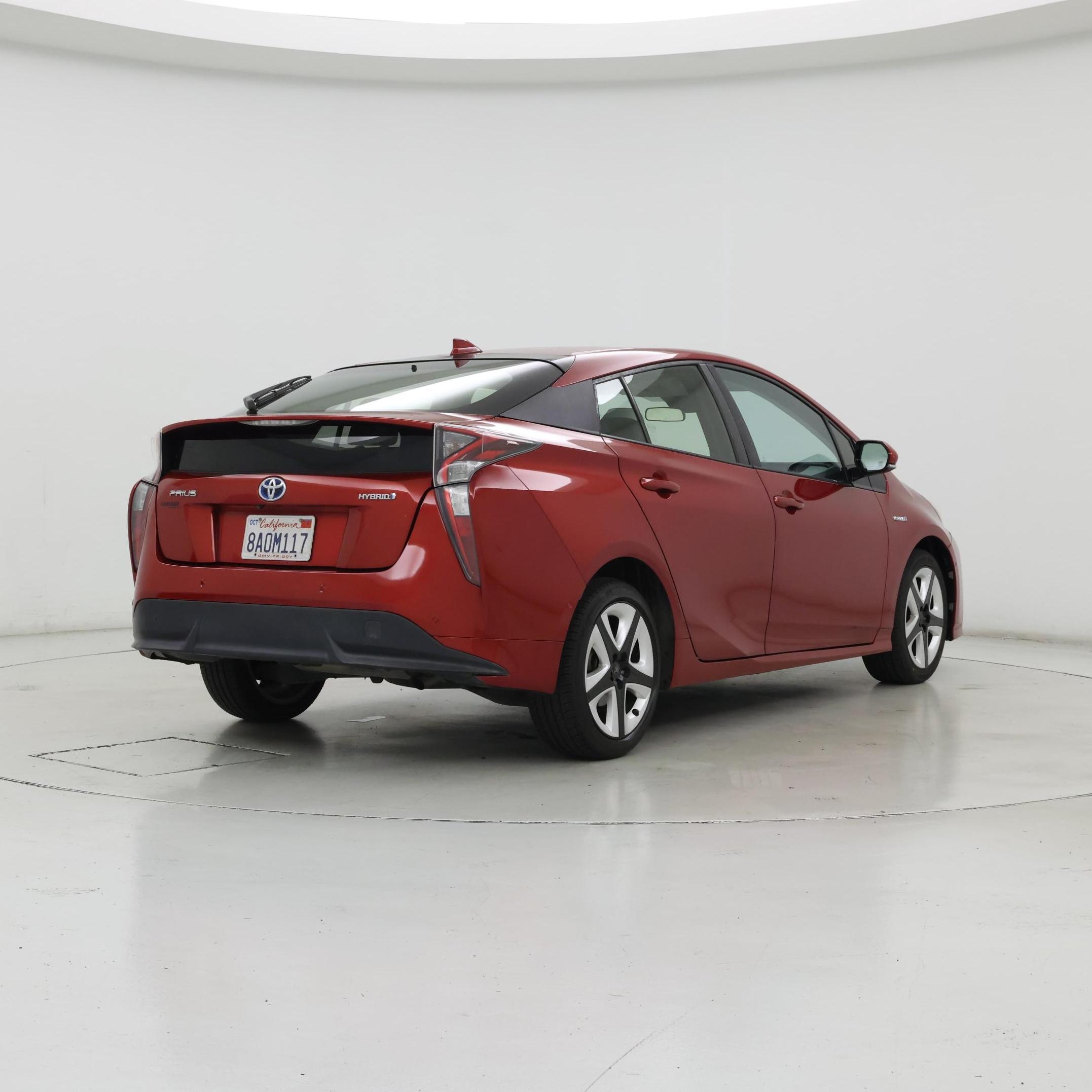 Thumbnail: 2017 Toyota Prius - 8