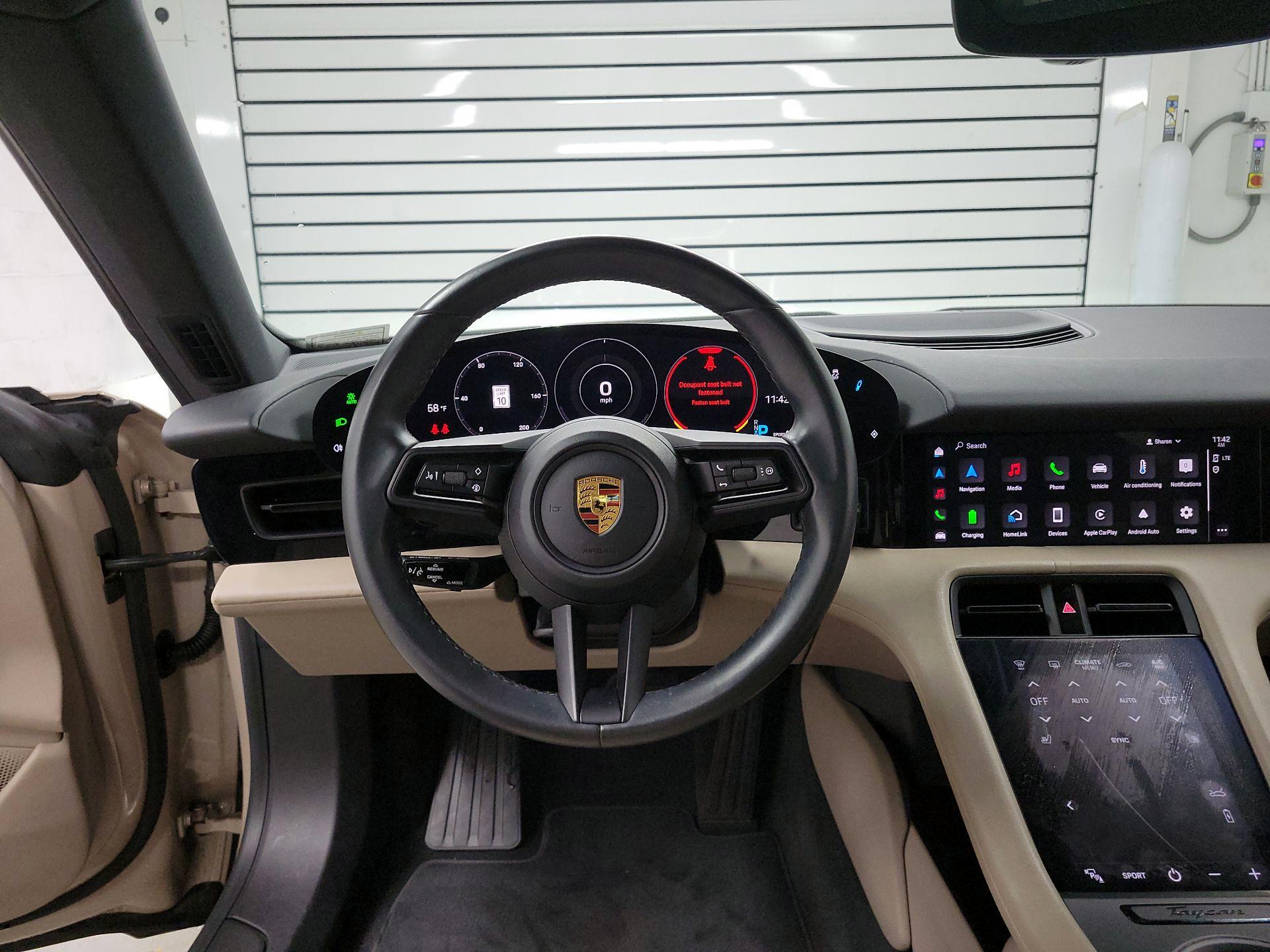 Thumbnail: 2022 Porsche Taycan - 10