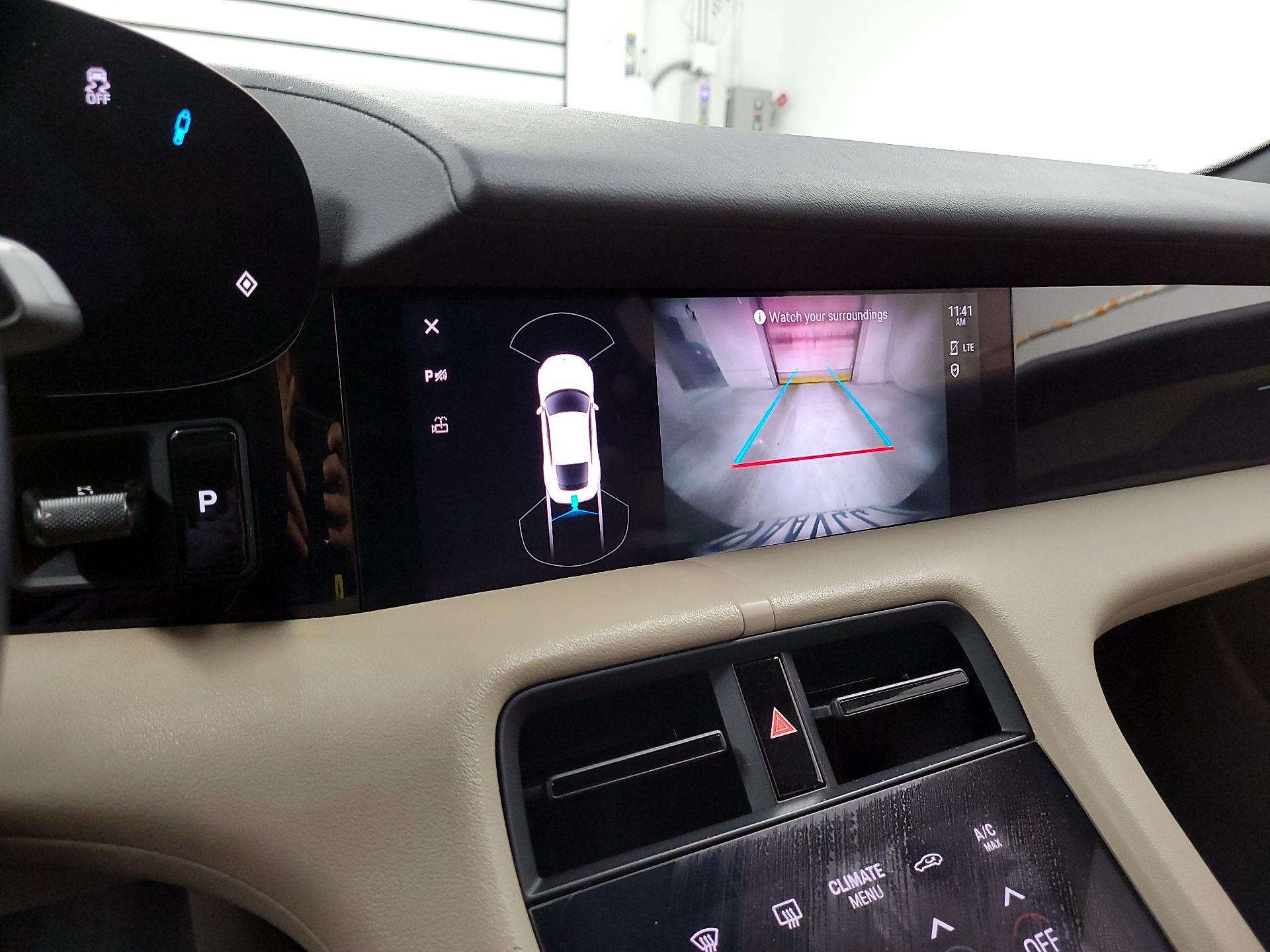 Thumbnail: 2022 Porsche Taycan - 13