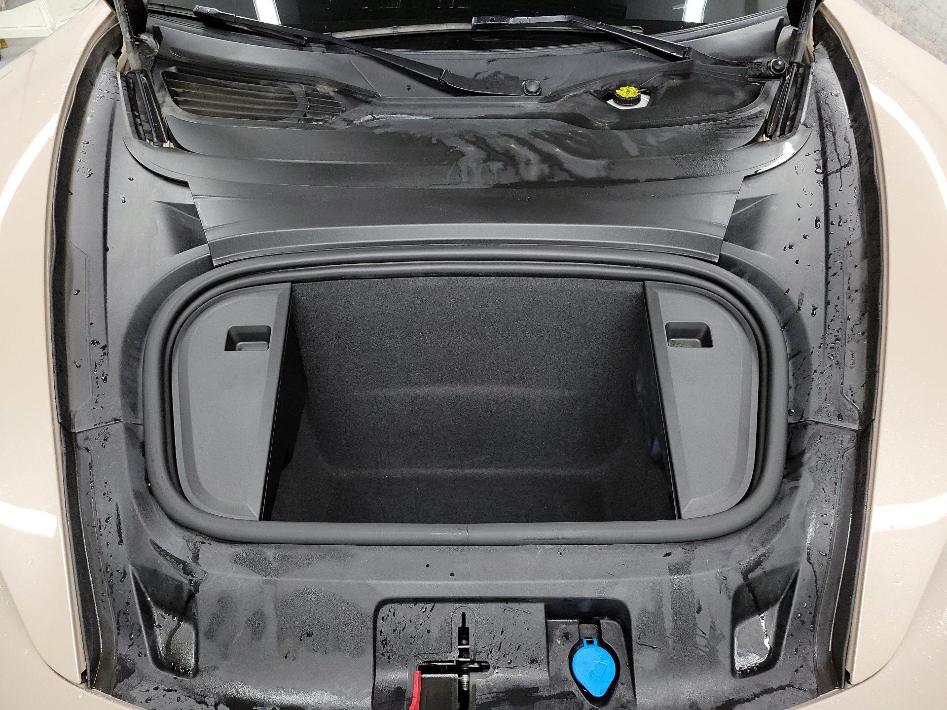 Thumbnail: 2022 Porsche Taycan - 20