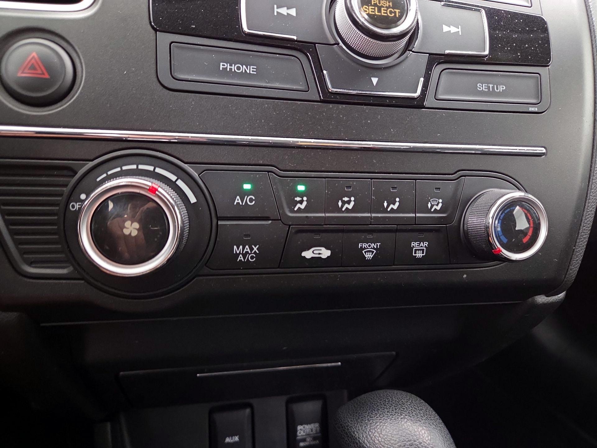 Thumbnail: 2014 Honda Civic - 16