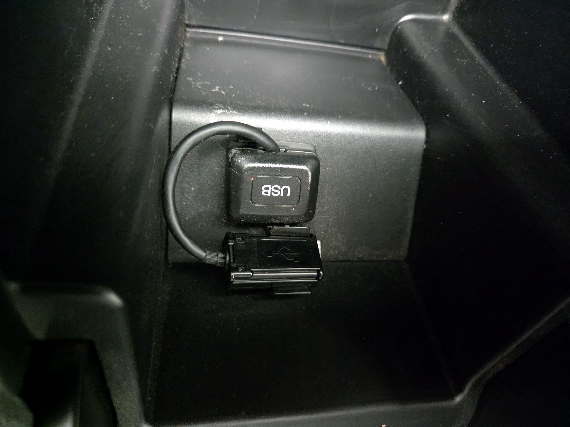 Thumbnail: 2014 Honda Civic - 18