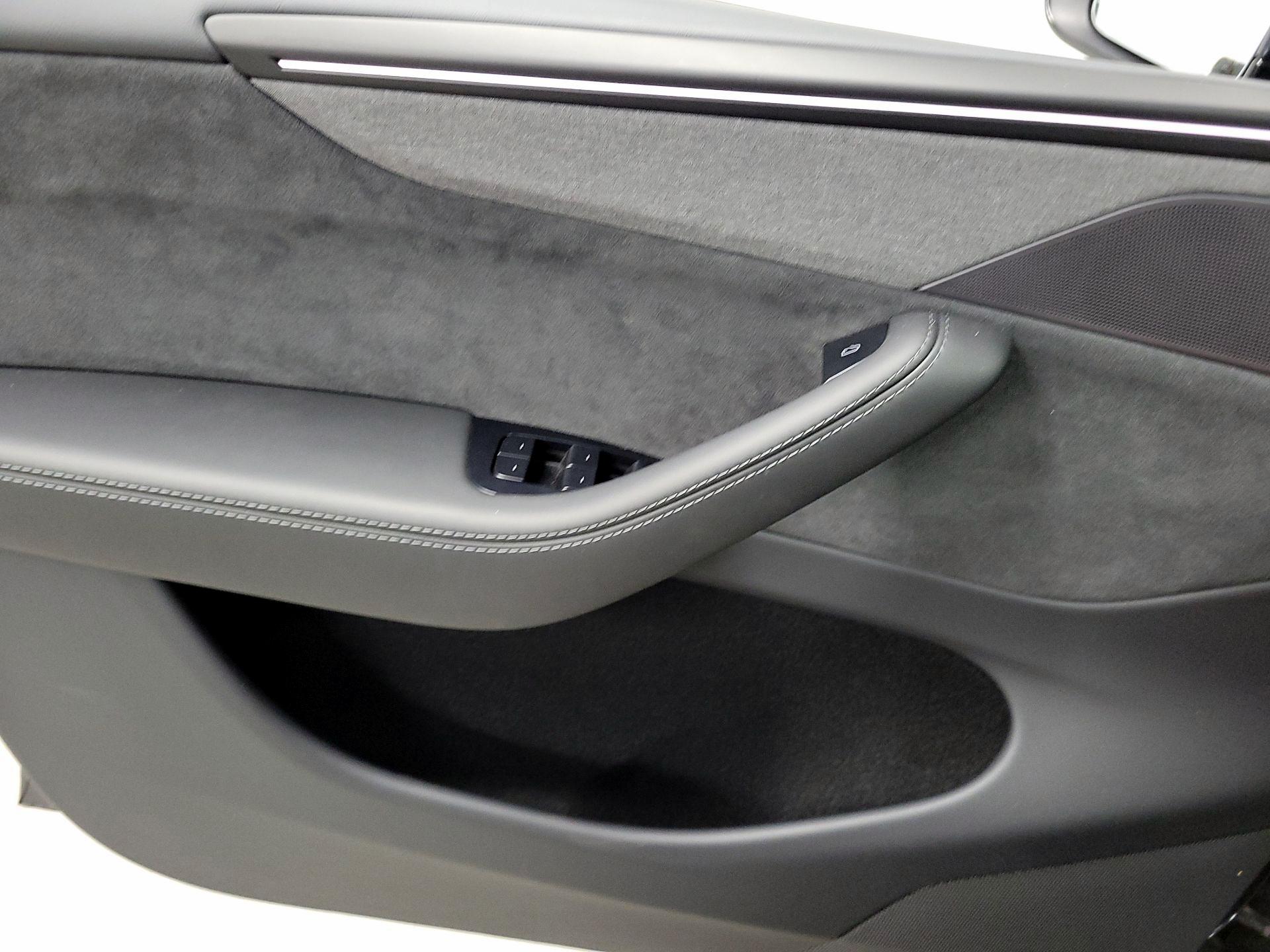 Thumbnail: 2026 Tesla Model Y - 10