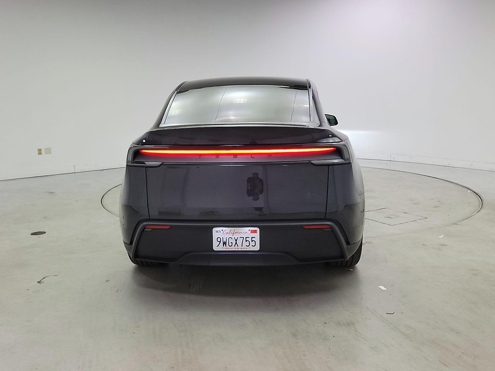 2026 Tesla Model Y Long Range - Photo 6