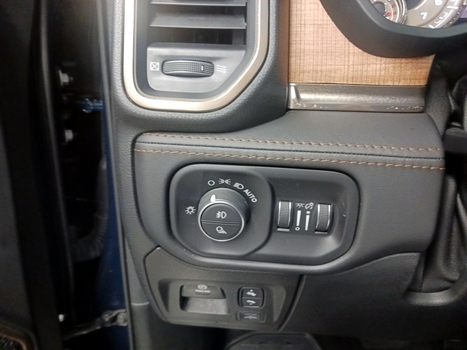 Thumbnail: 2021 RAM 1500 - 13