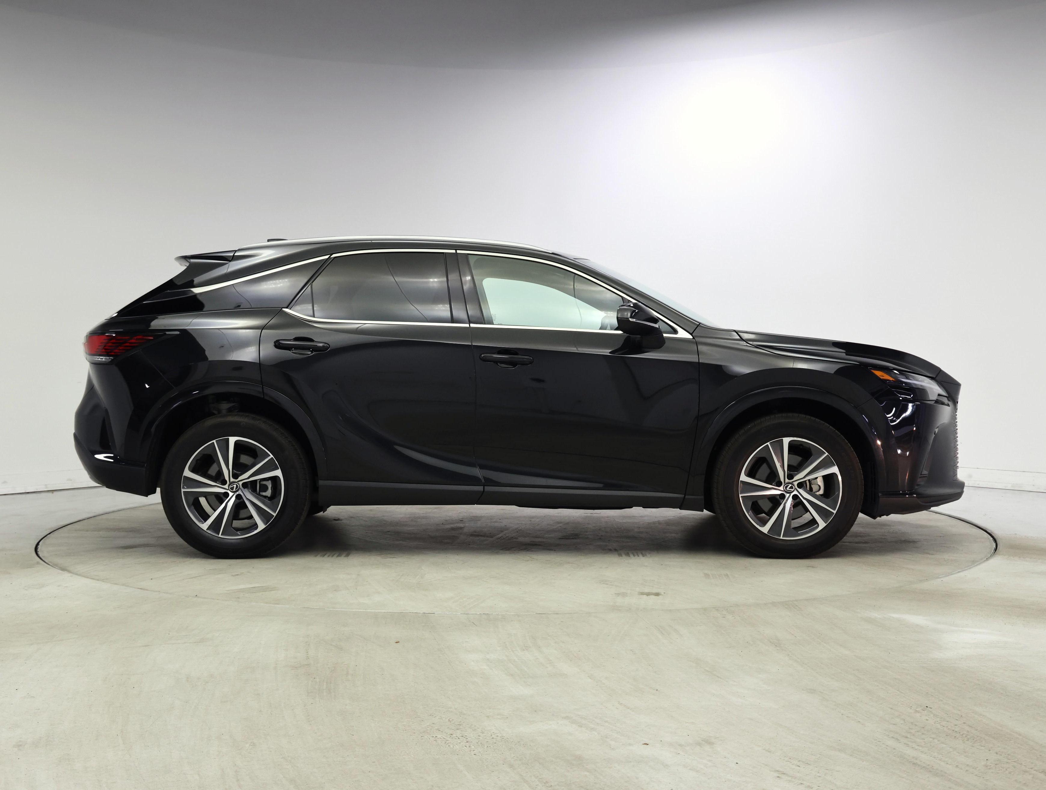 Thumbnail: 2025 Lexus RX - 7