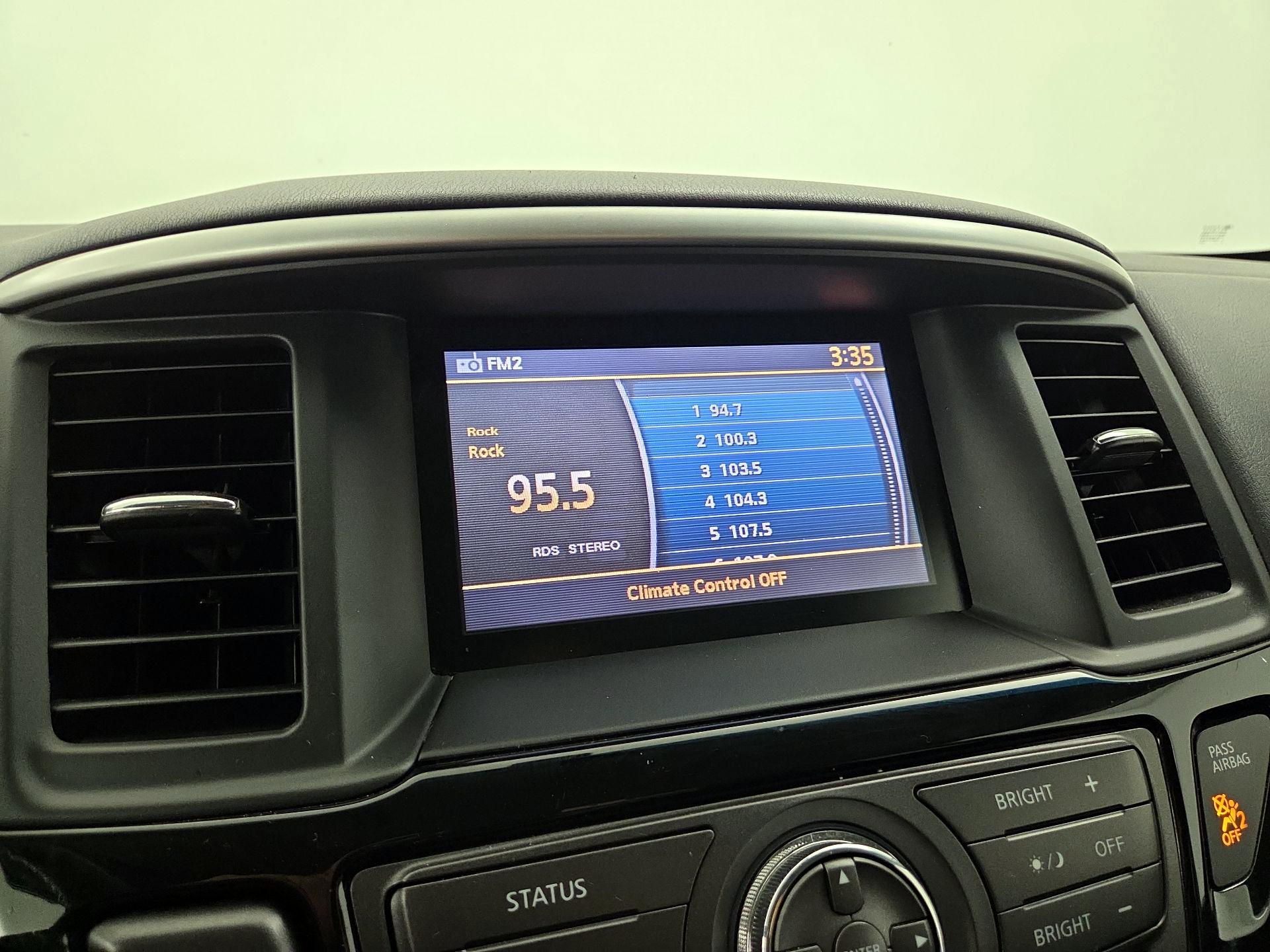 Thumbnail: 2015 Nissan Pathfinder - 15