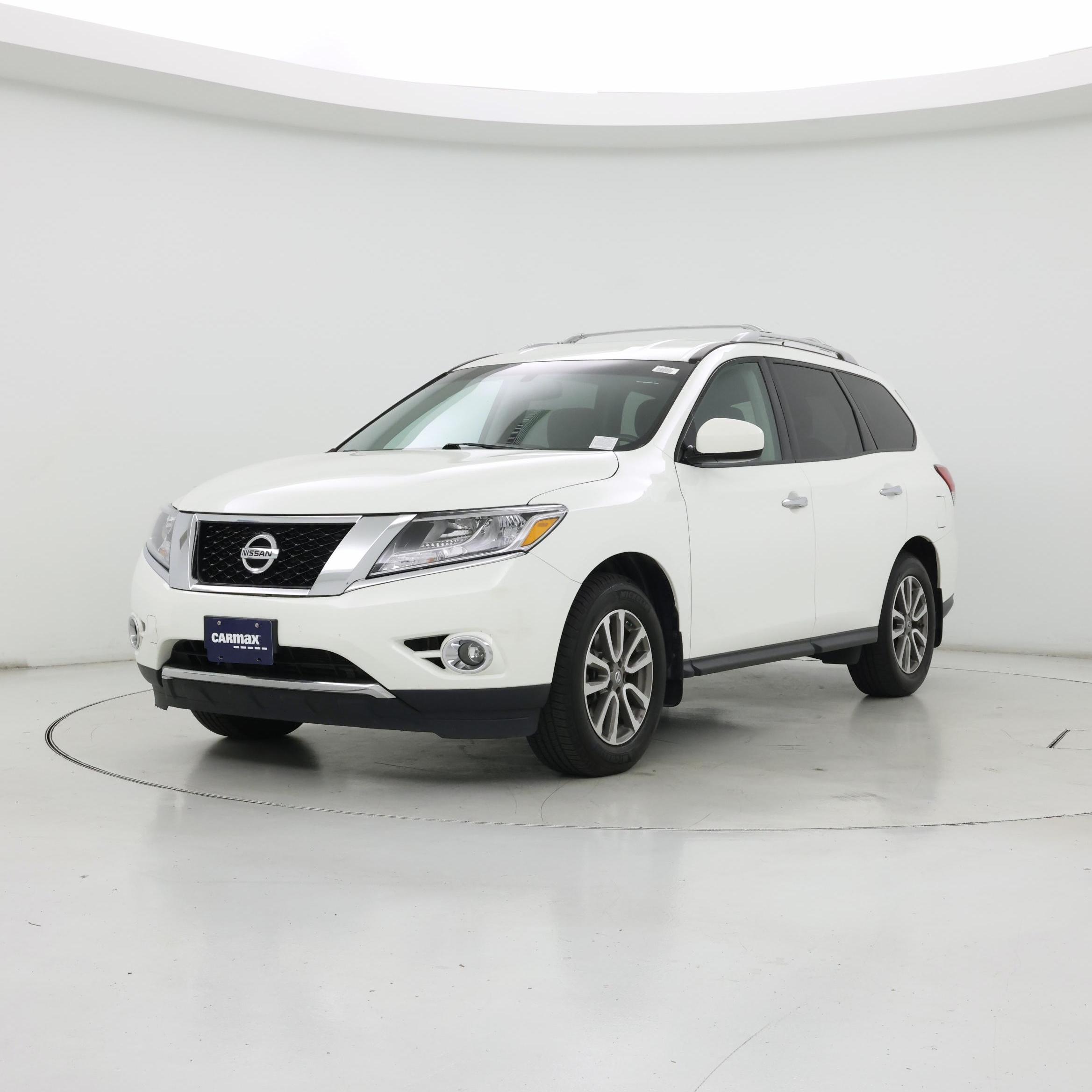 Thumbnail: 2015 Nissan Pathfinder - 4