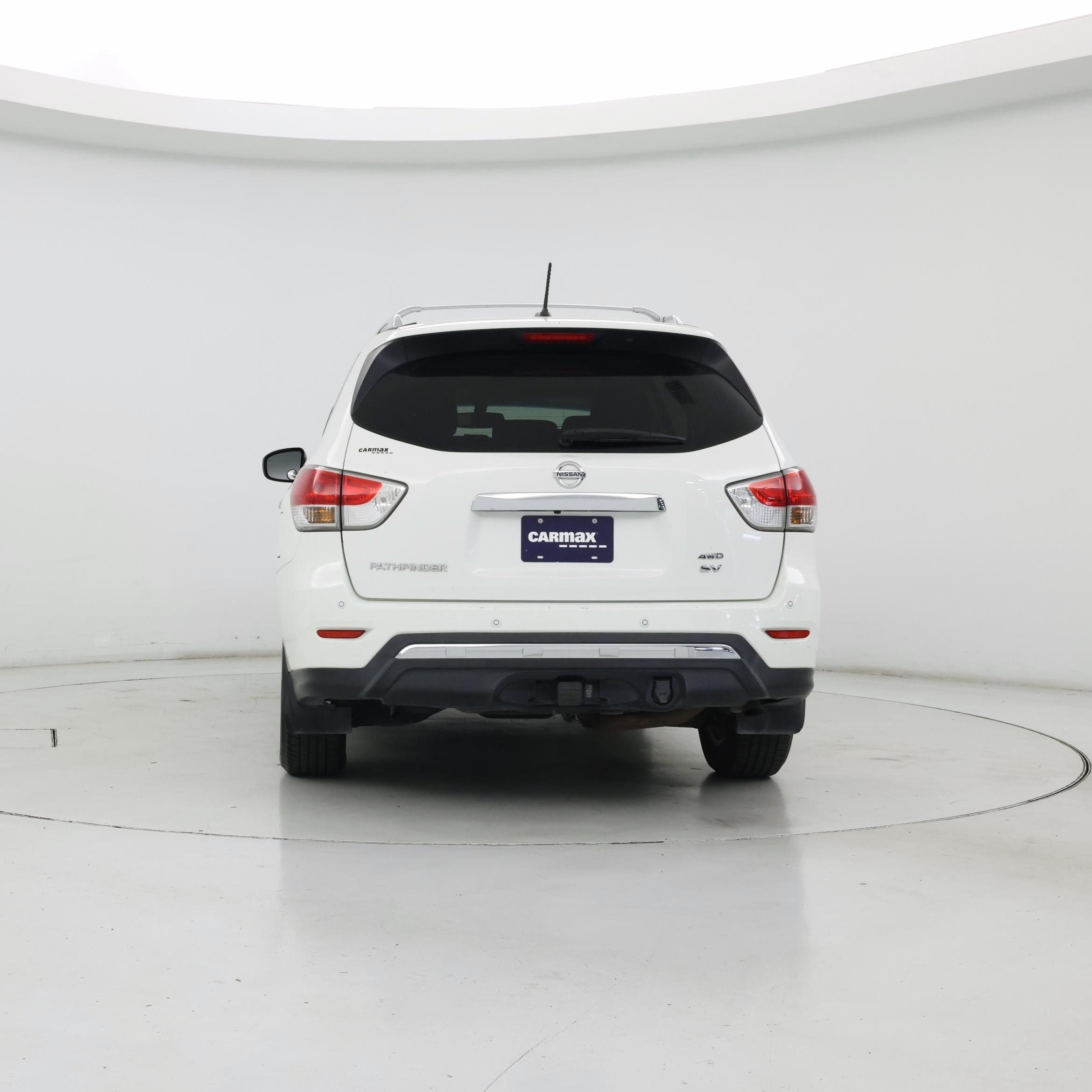 Thumbnail: 2015 Nissan Pathfinder - 6