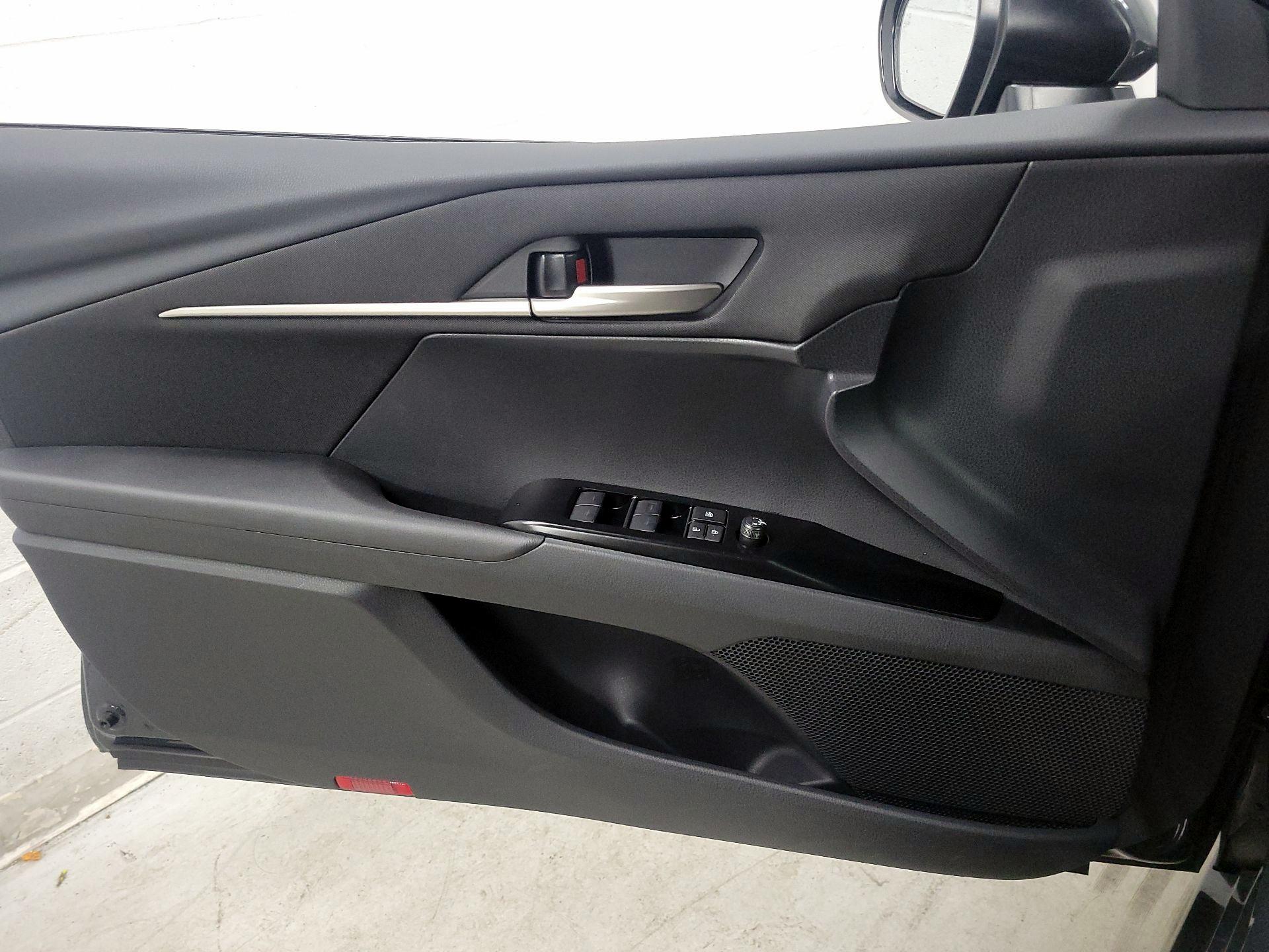 Thumbnail: 2026 Toyota Camry - 10