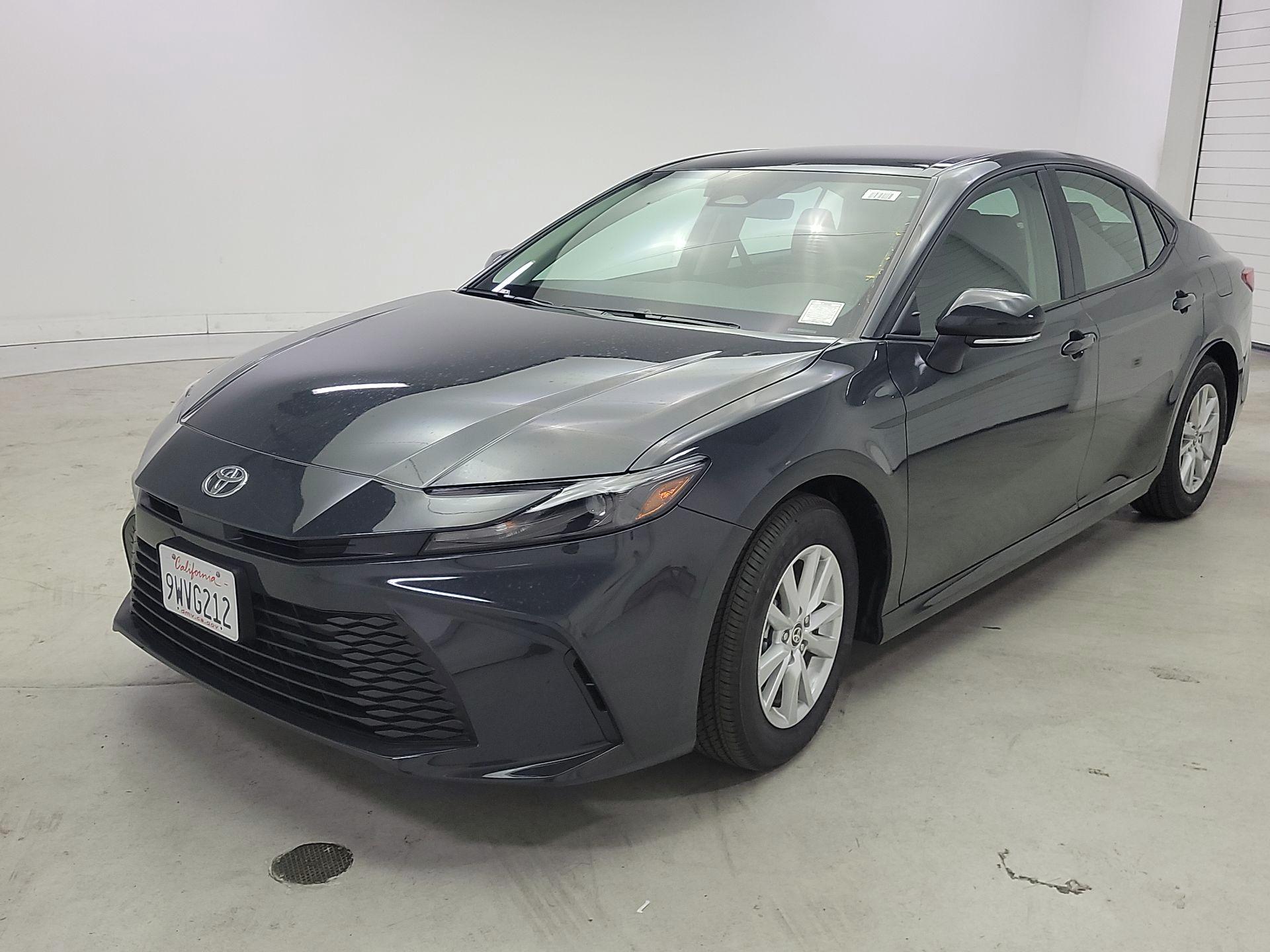 Thumbnail: 2026 Toyota Camry - 3