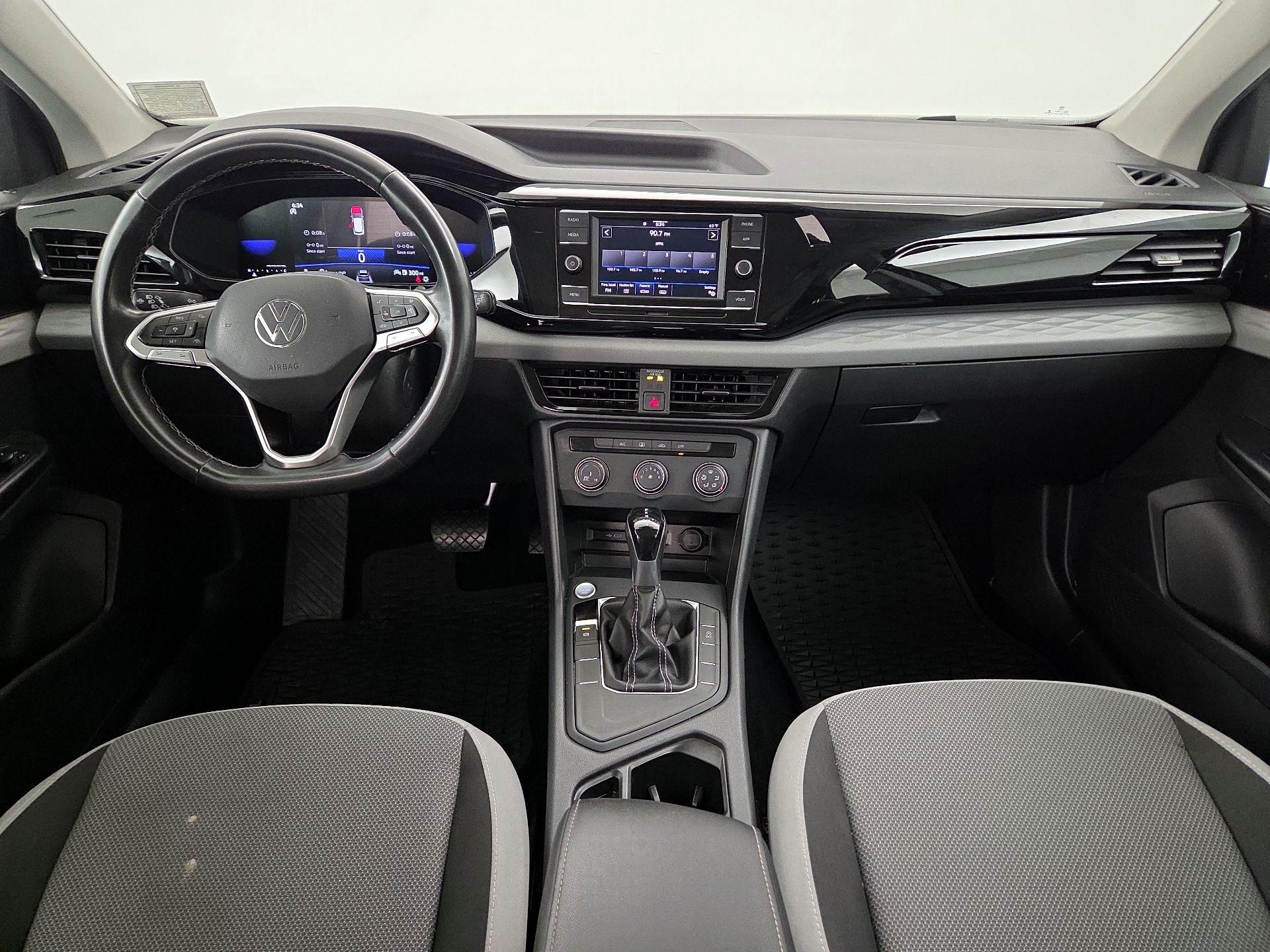 Thumbnail: 2022 Volkswagen Taos - 9