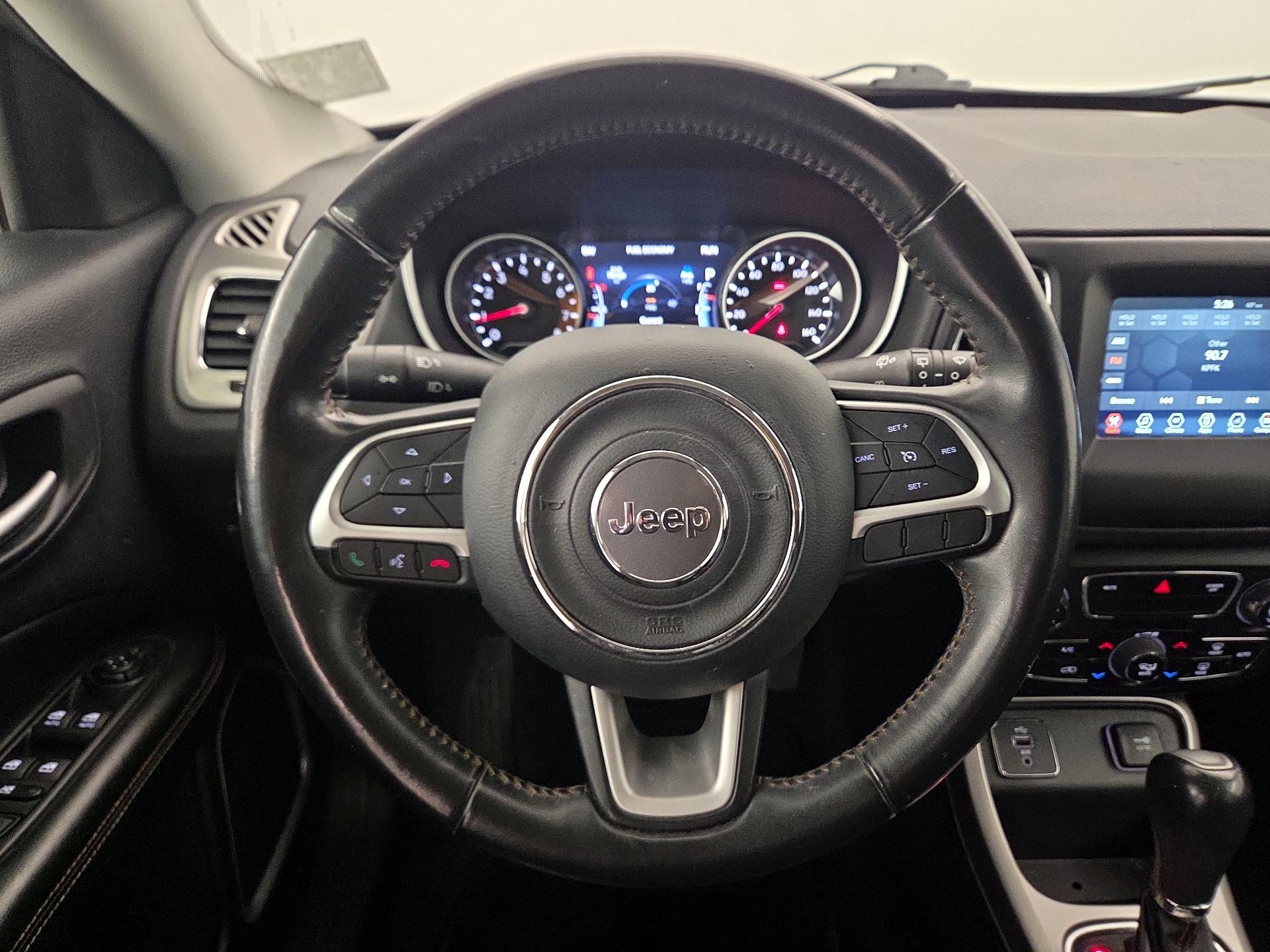 Thumbnail: 2018 Jeep Compass - 10