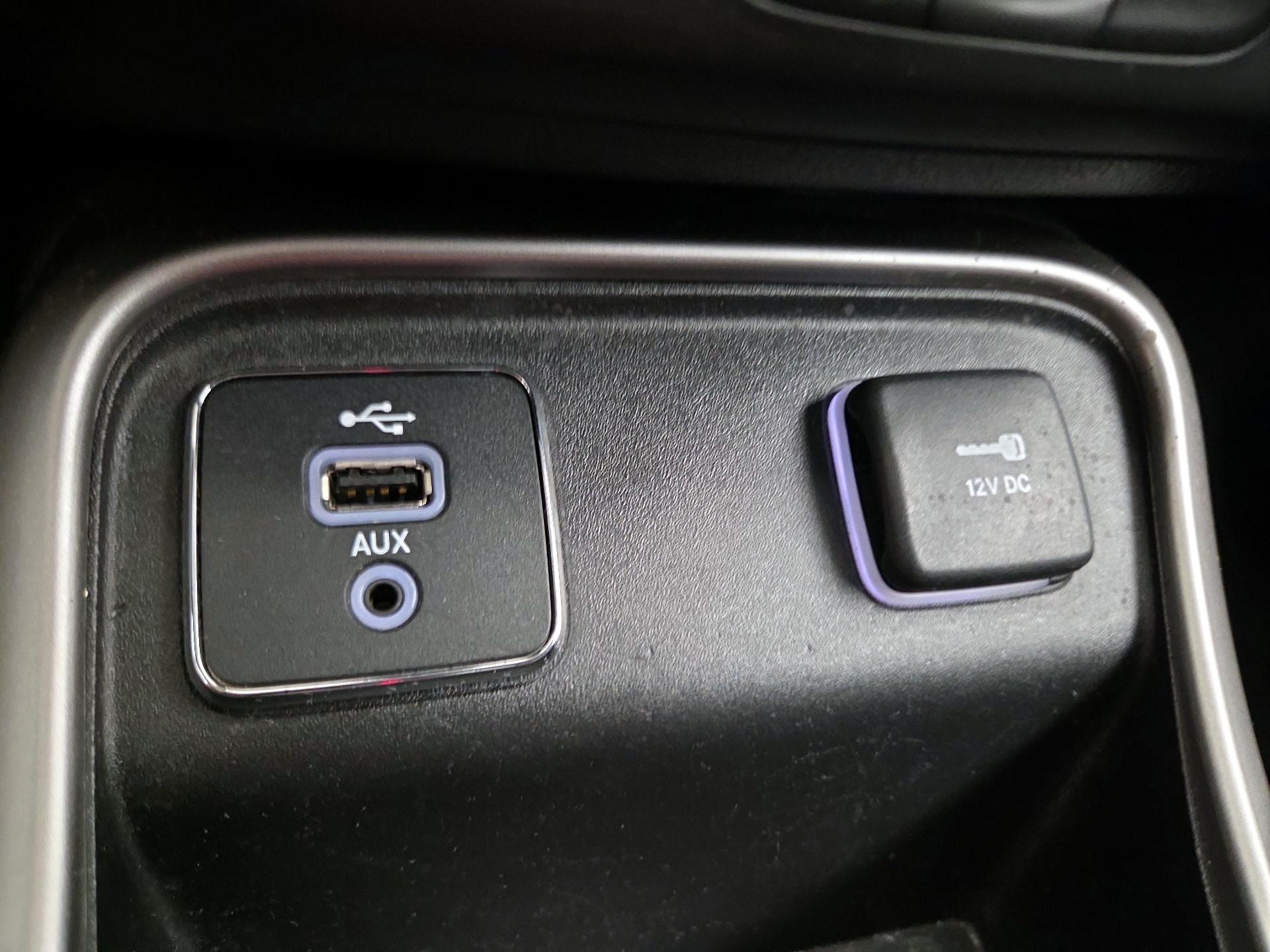 Thumbnail: 2018 Jeep Compass - 18