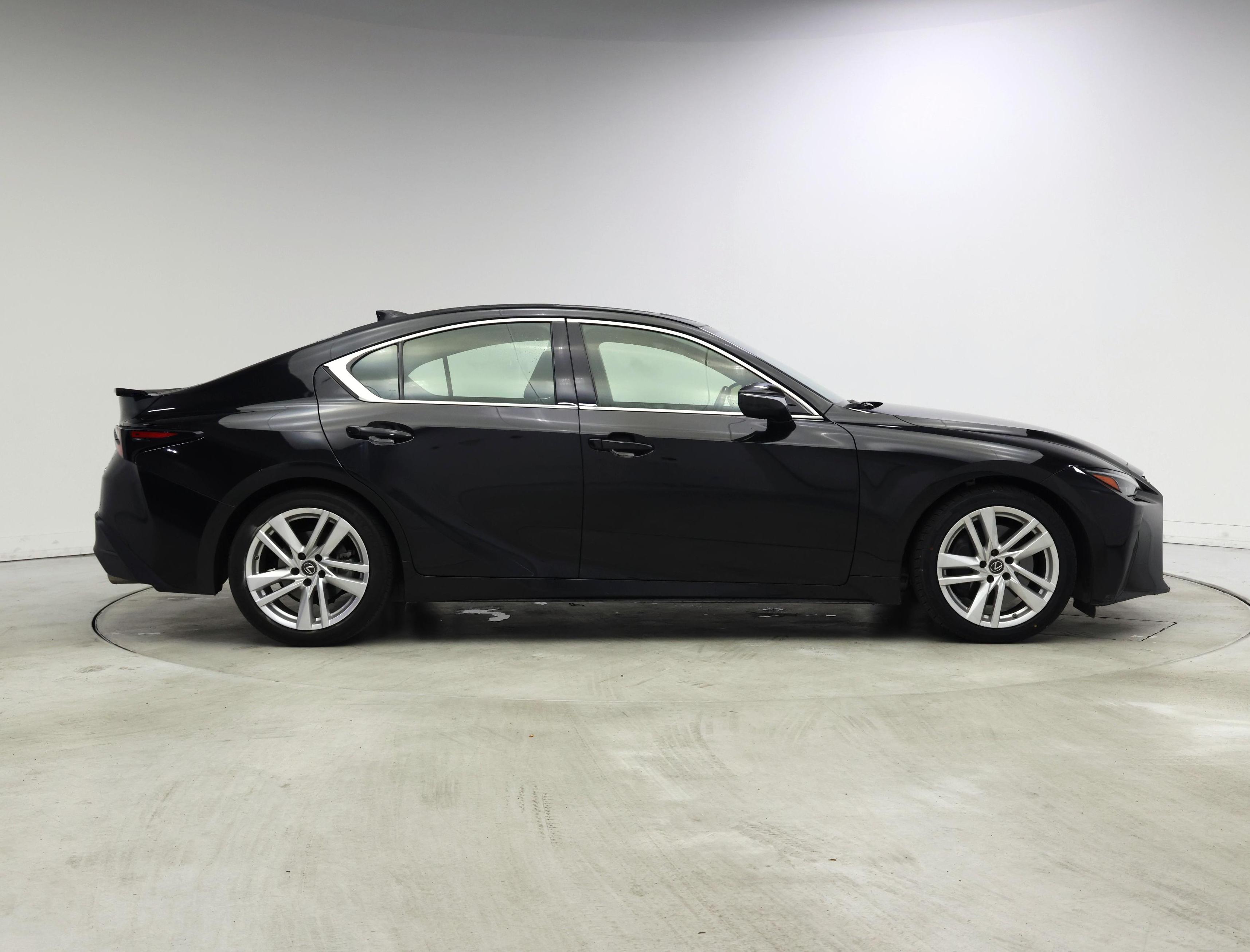 Thumbnail: 2021 Lexus IS - 7