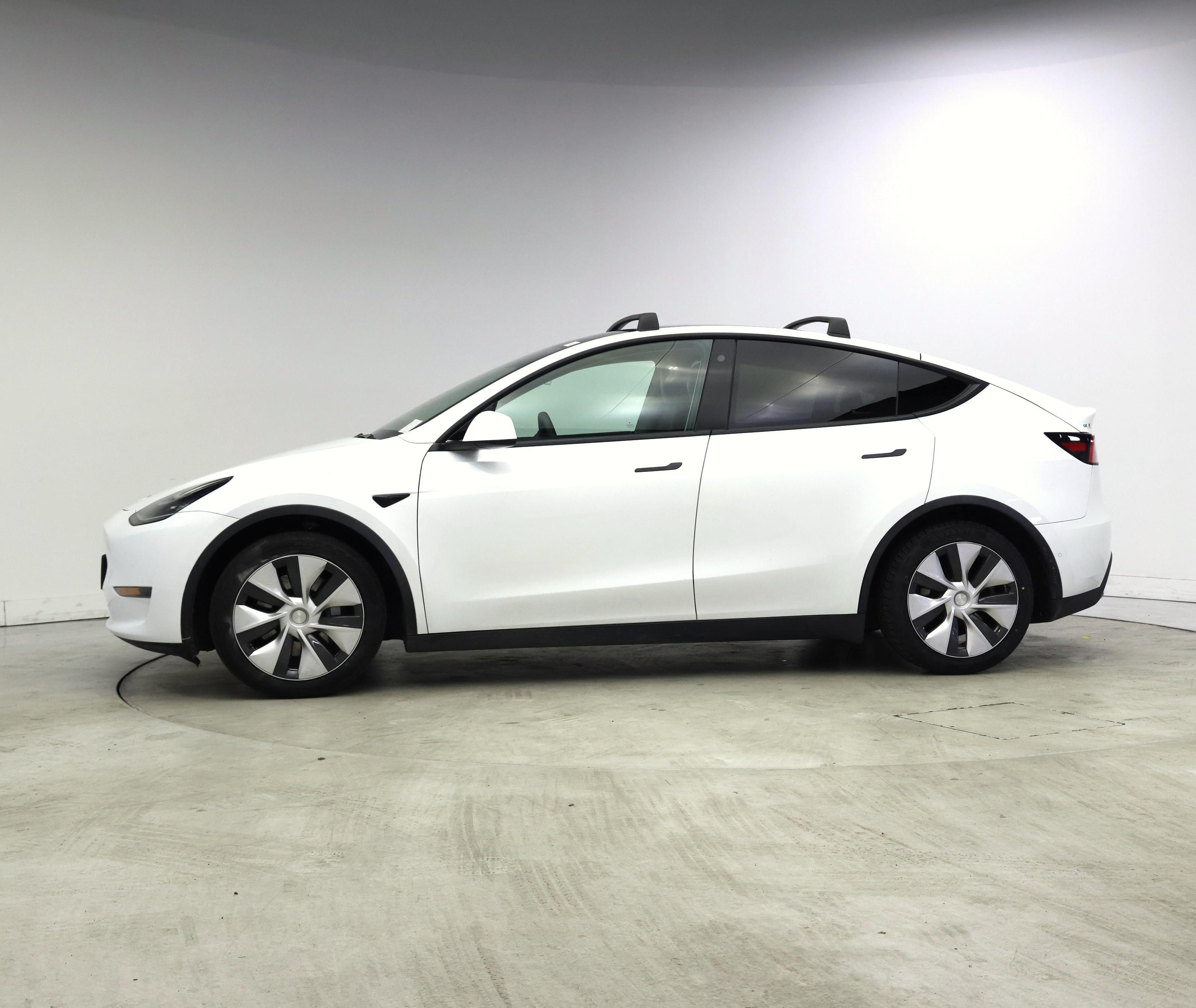 Thumbnail: 2021 Tesla Model Y - 3