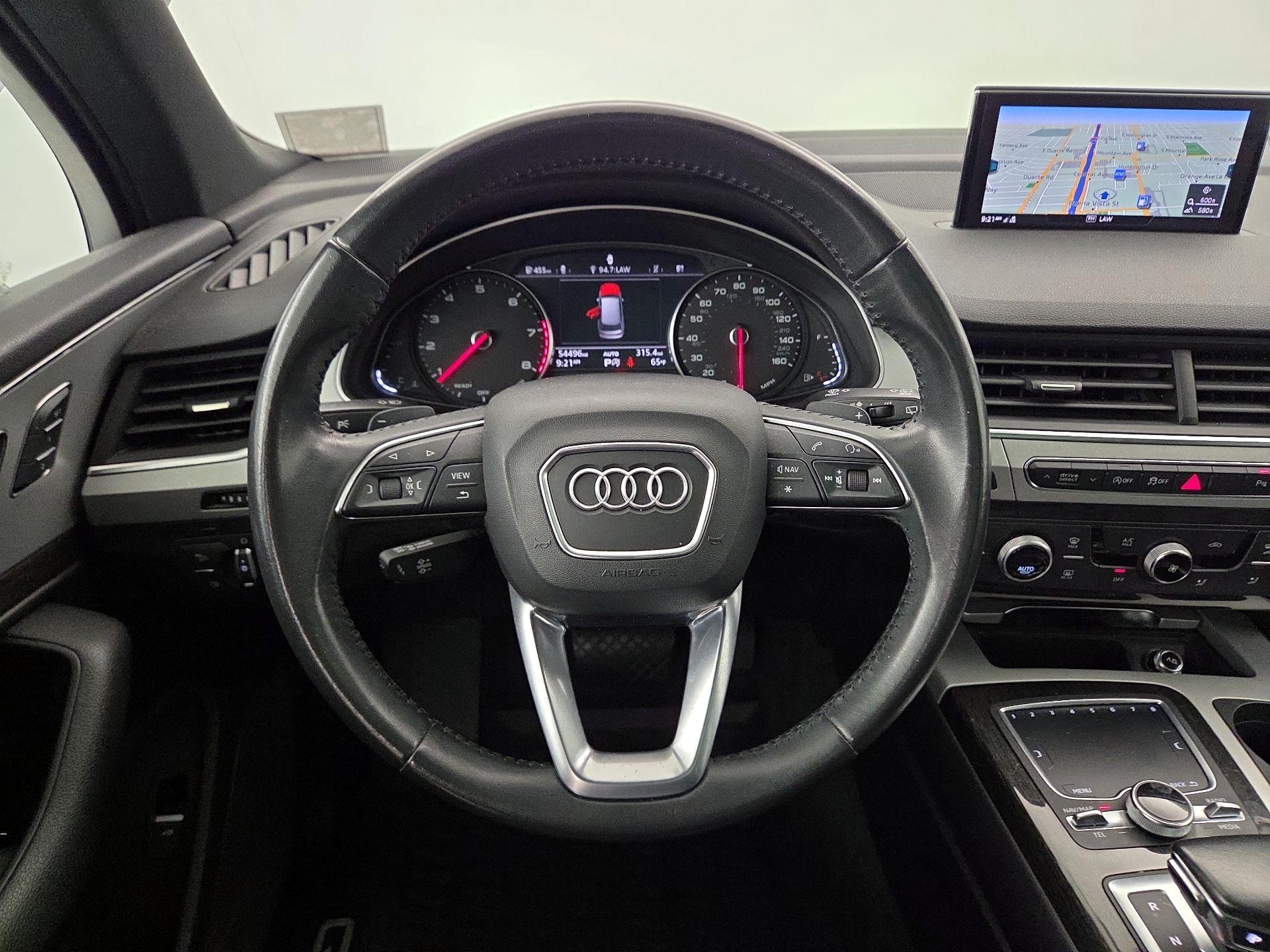 Thumbnail: 2019 Audi Q7 - 10