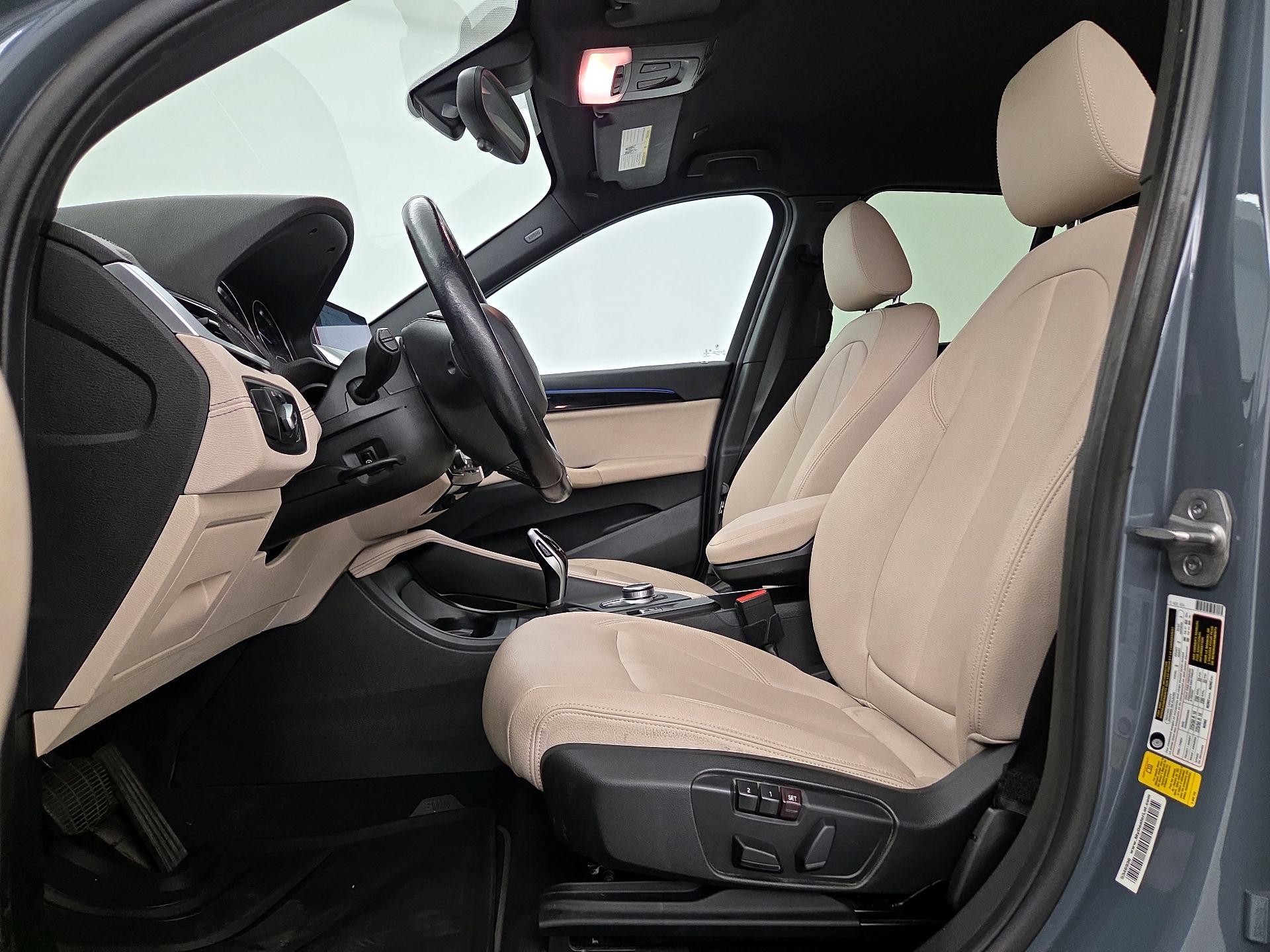 Thumbnail: 2021 BMW X1 - 11