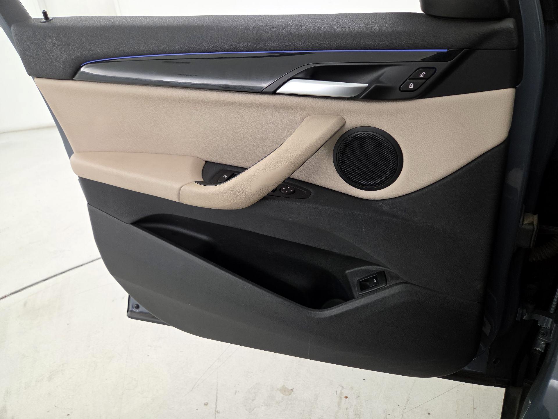 Thumbnail: 2021 BMW X1 - 12