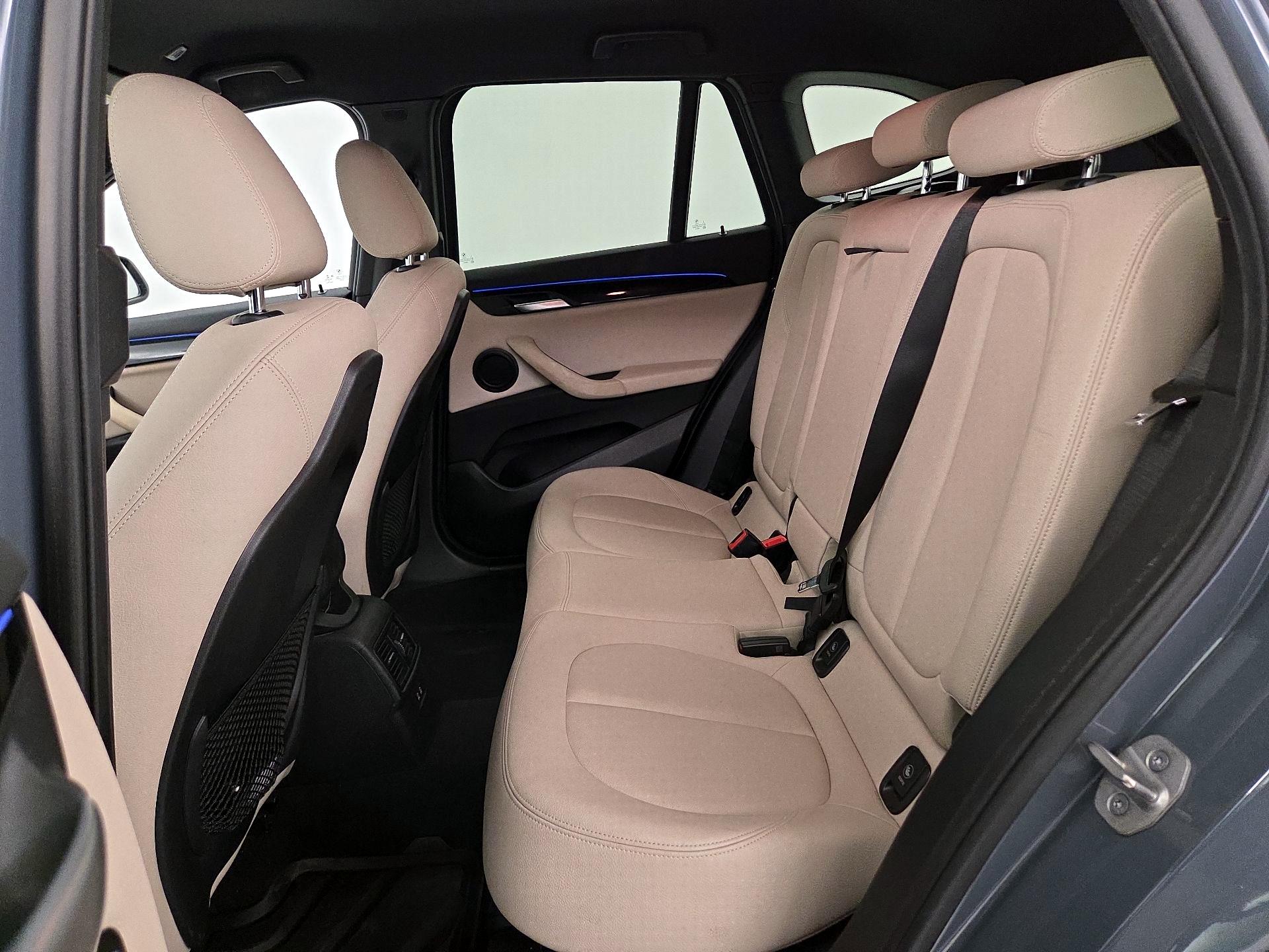 Thumbnail: 2021 BMW X1 - 20