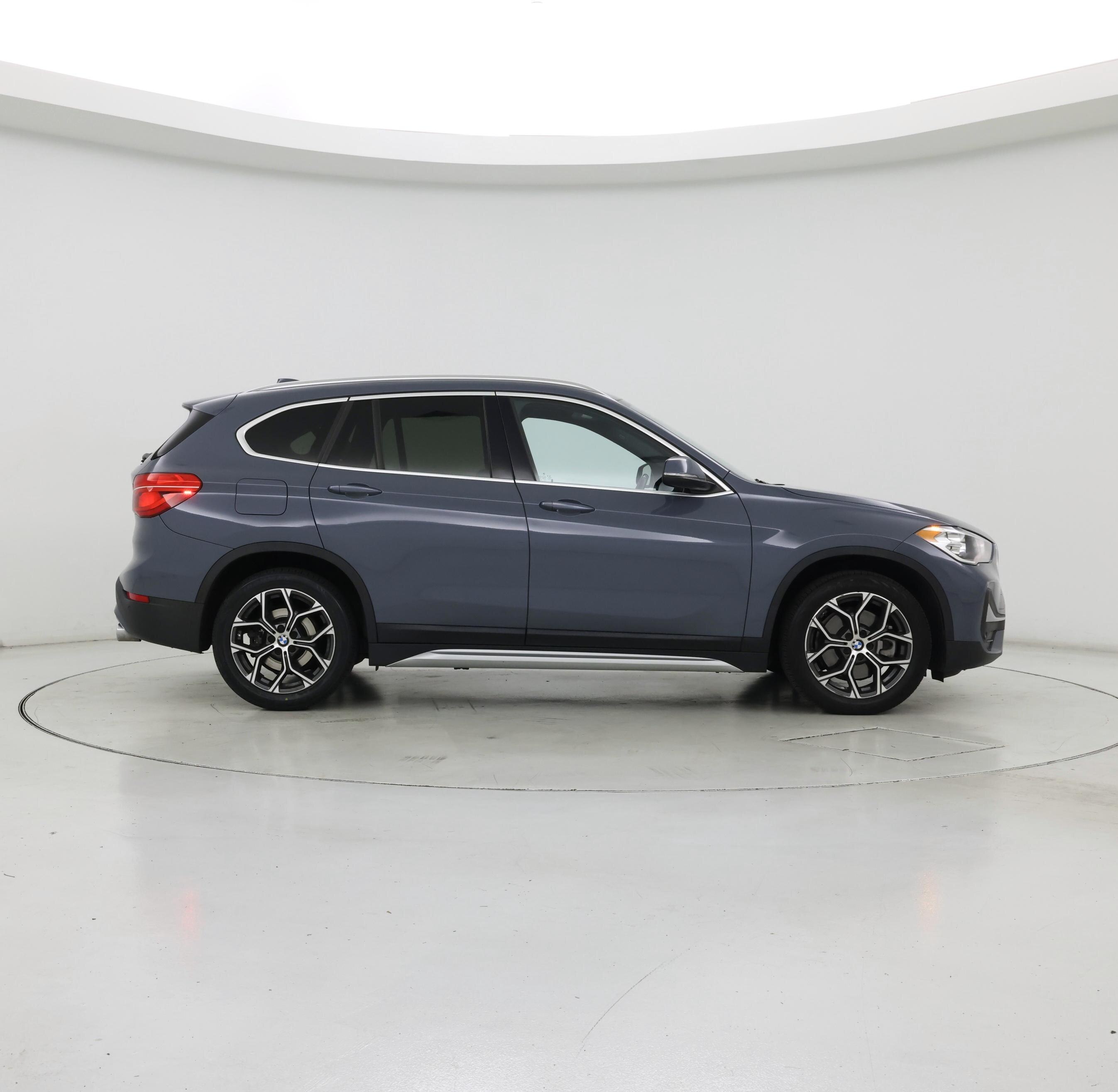 Thumbnail: 2021 BMW X1 - 7