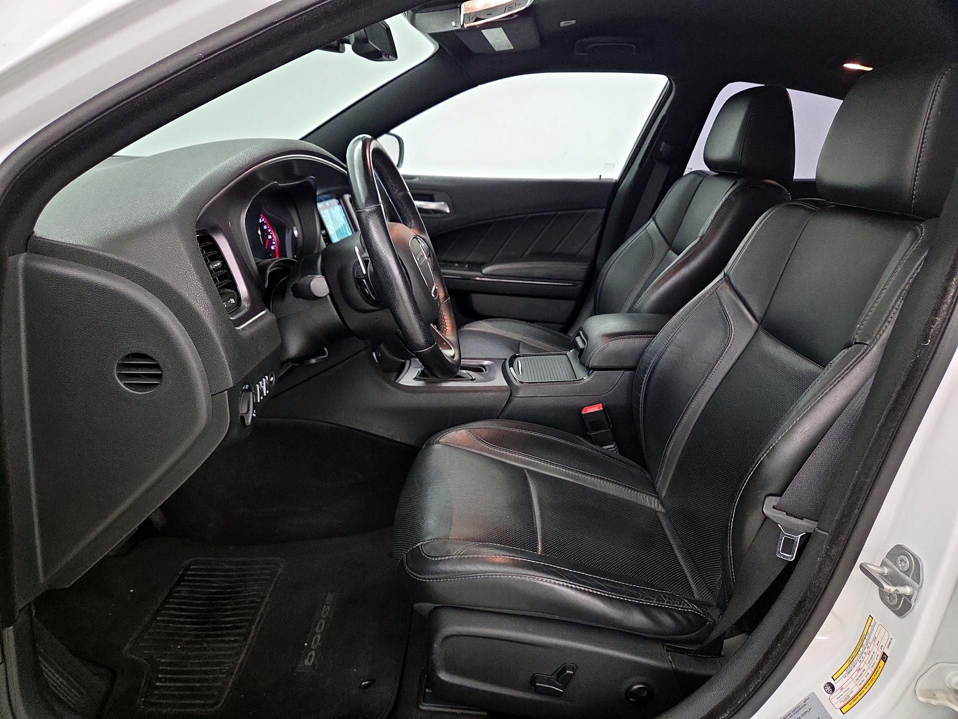 Thumbnail: 2017 Dodge Charger - 11