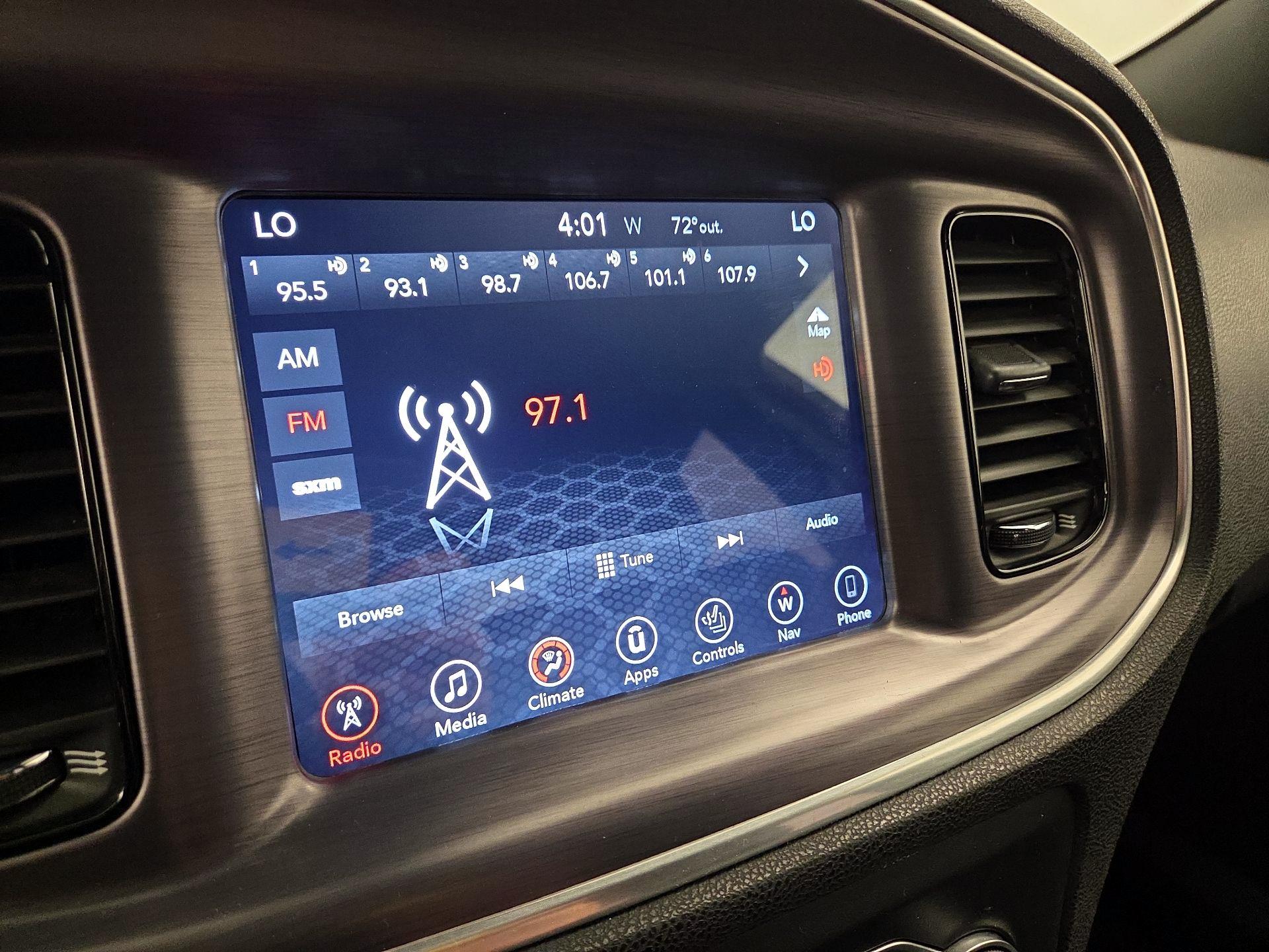 Thumbnail: 2017 Dodge Charger - 16