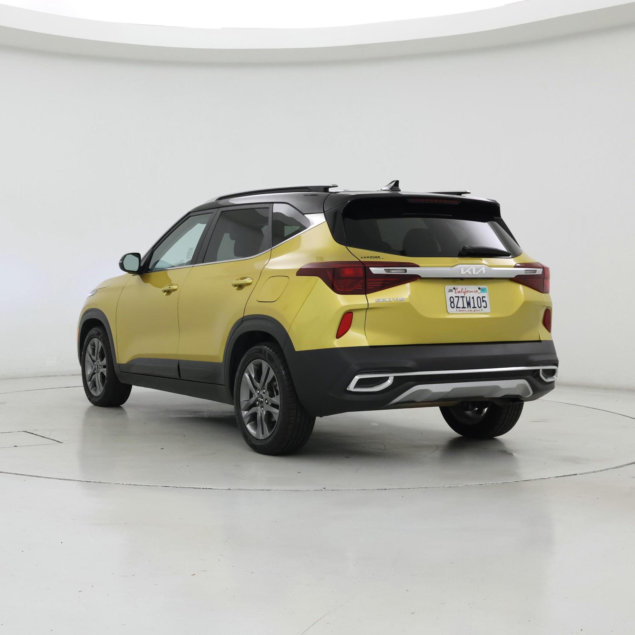 Thumbnail: 2022 Kia Seltos - 2