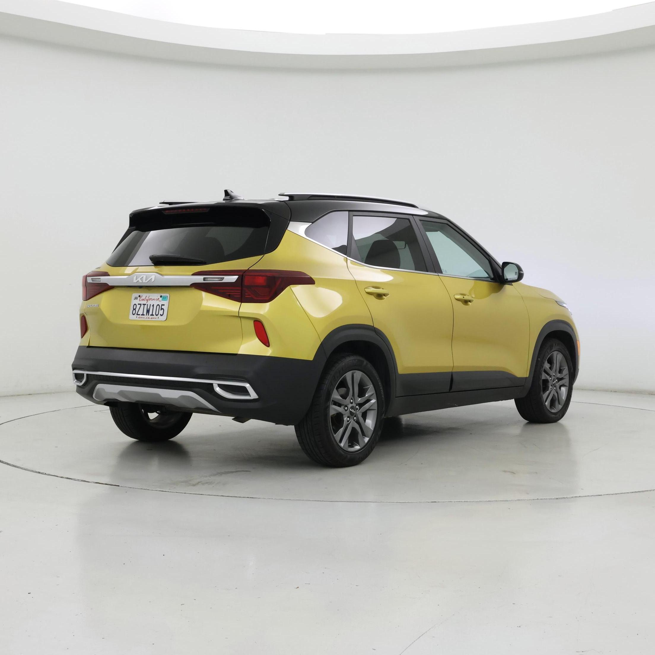 Thumbnail: 2022 Kia Seltos - 8