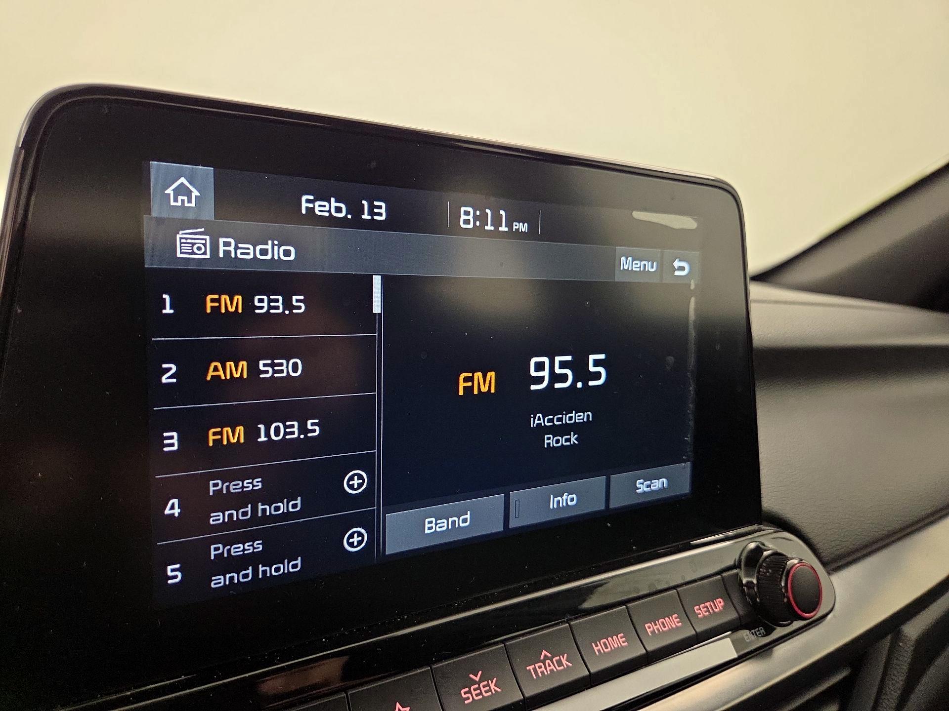 Thumbnail: 2021 Kia Forte - 15